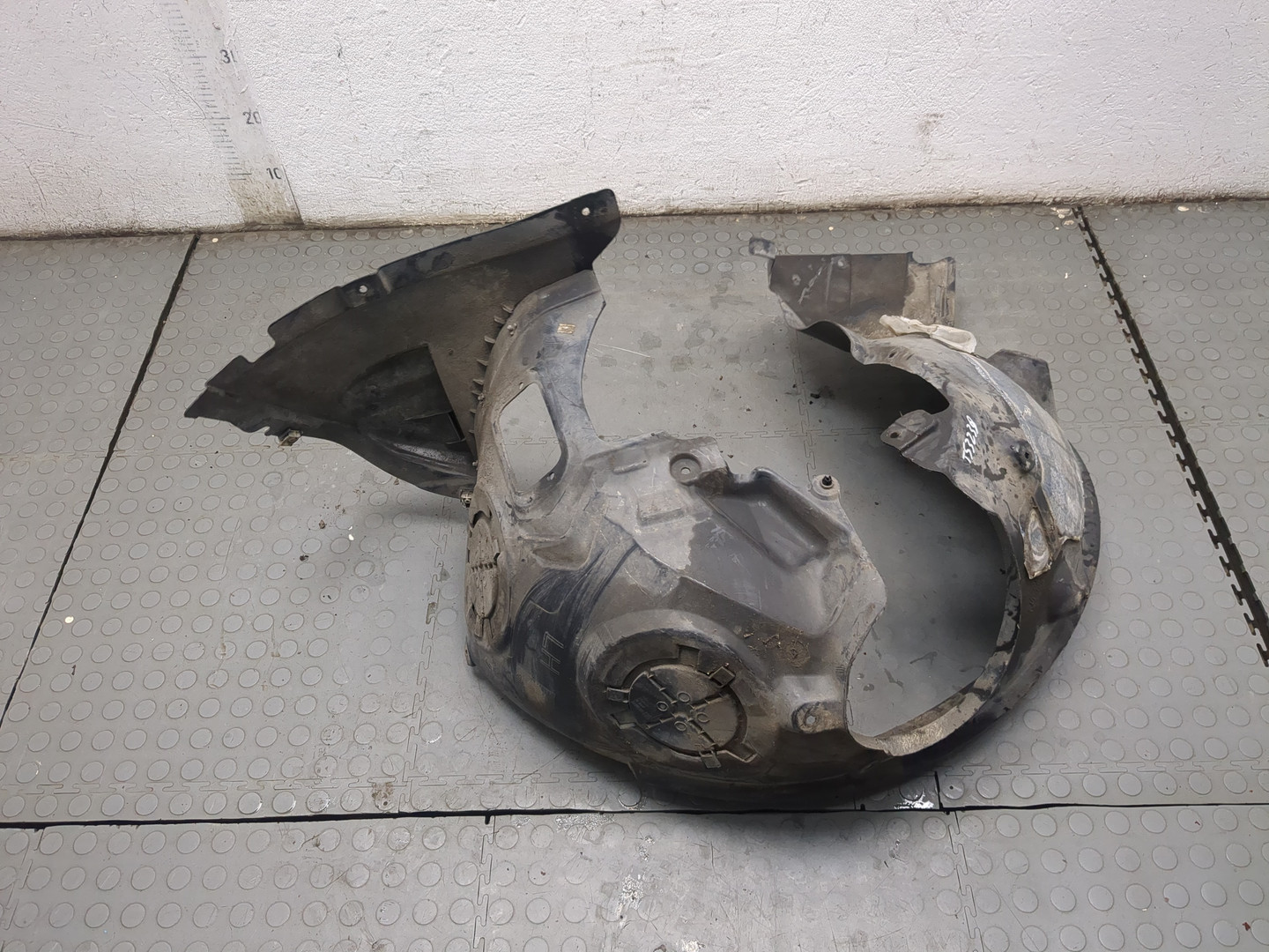 Локер передний левый