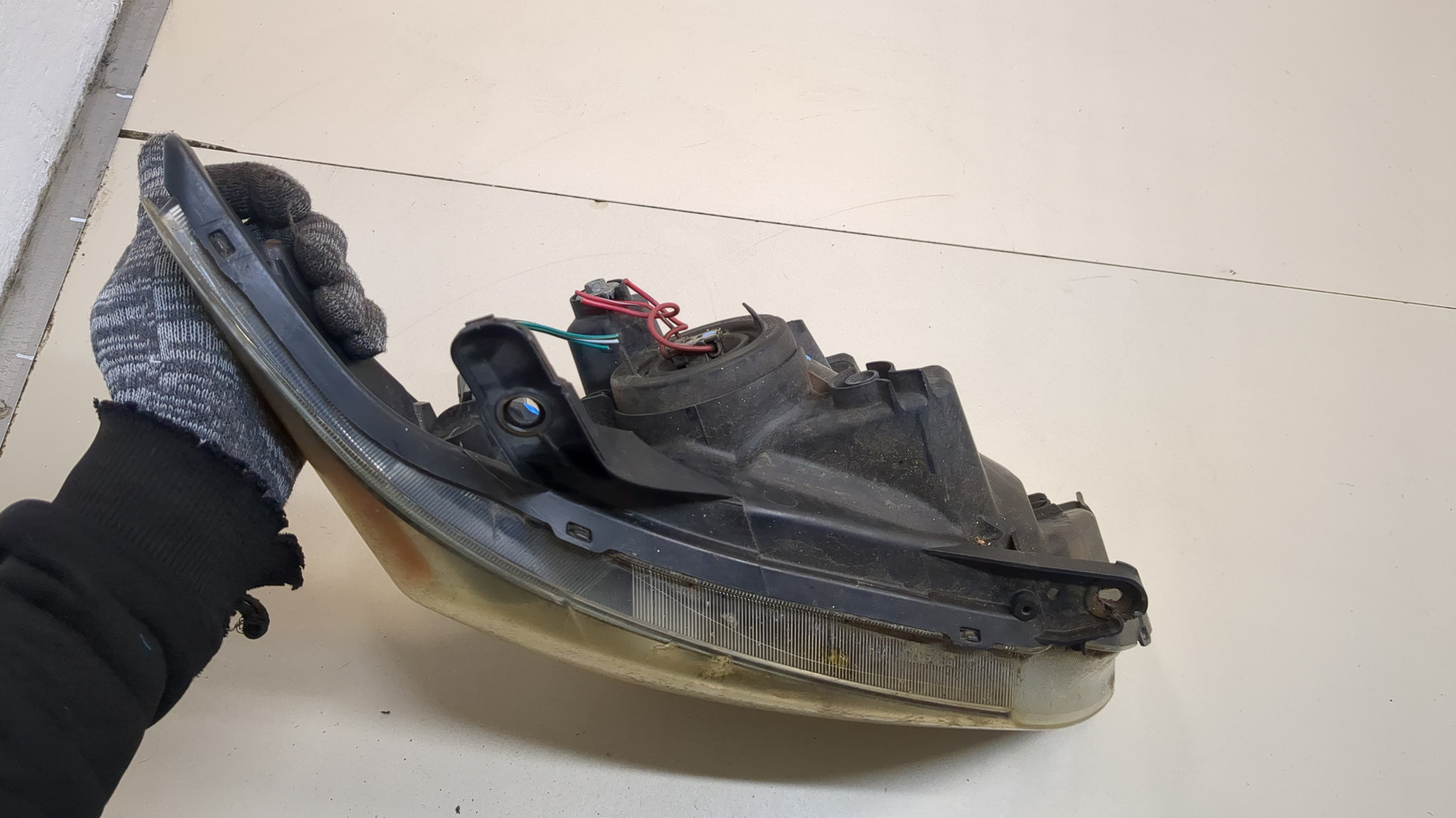 Фара правая