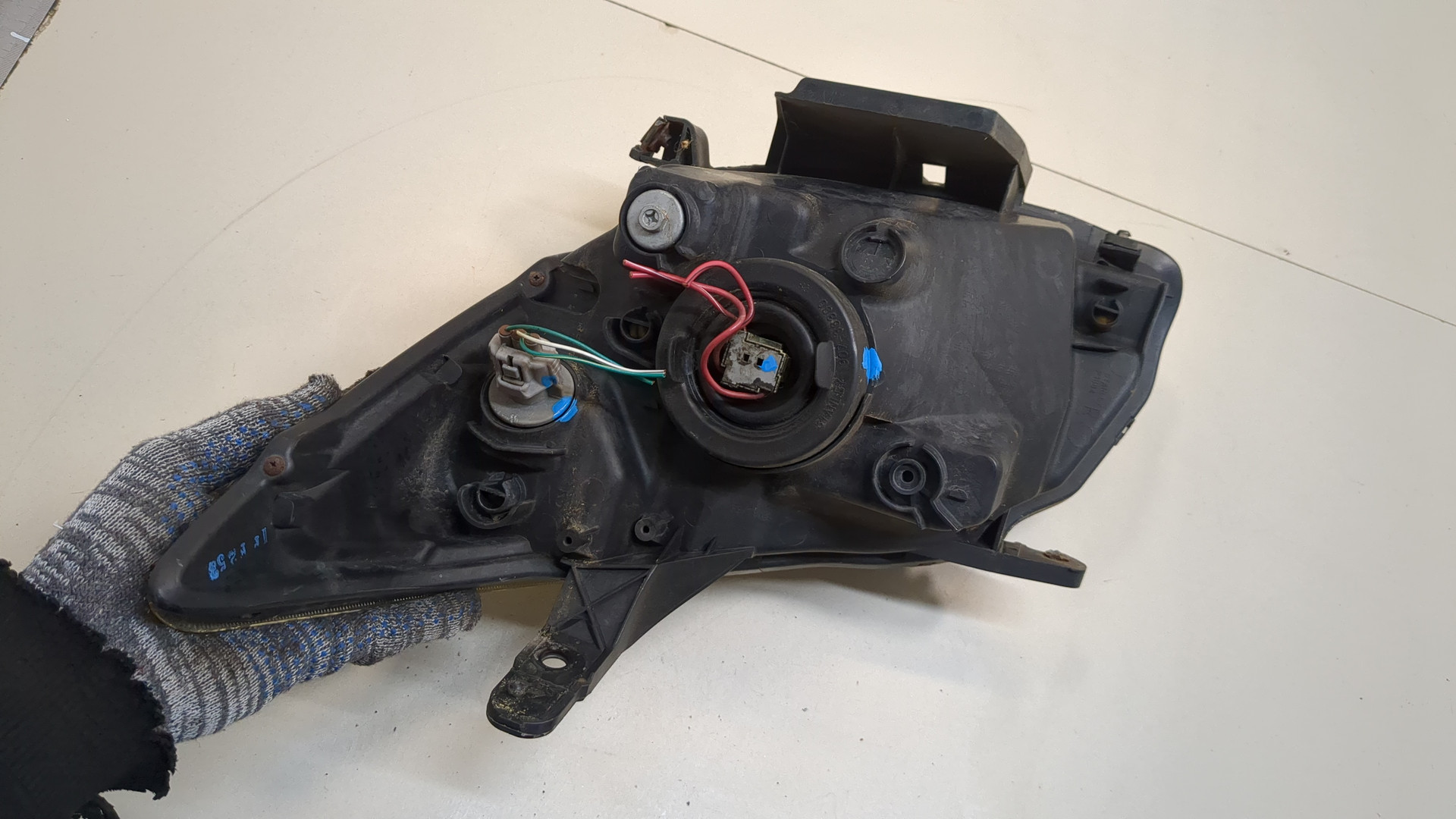 Фара правая