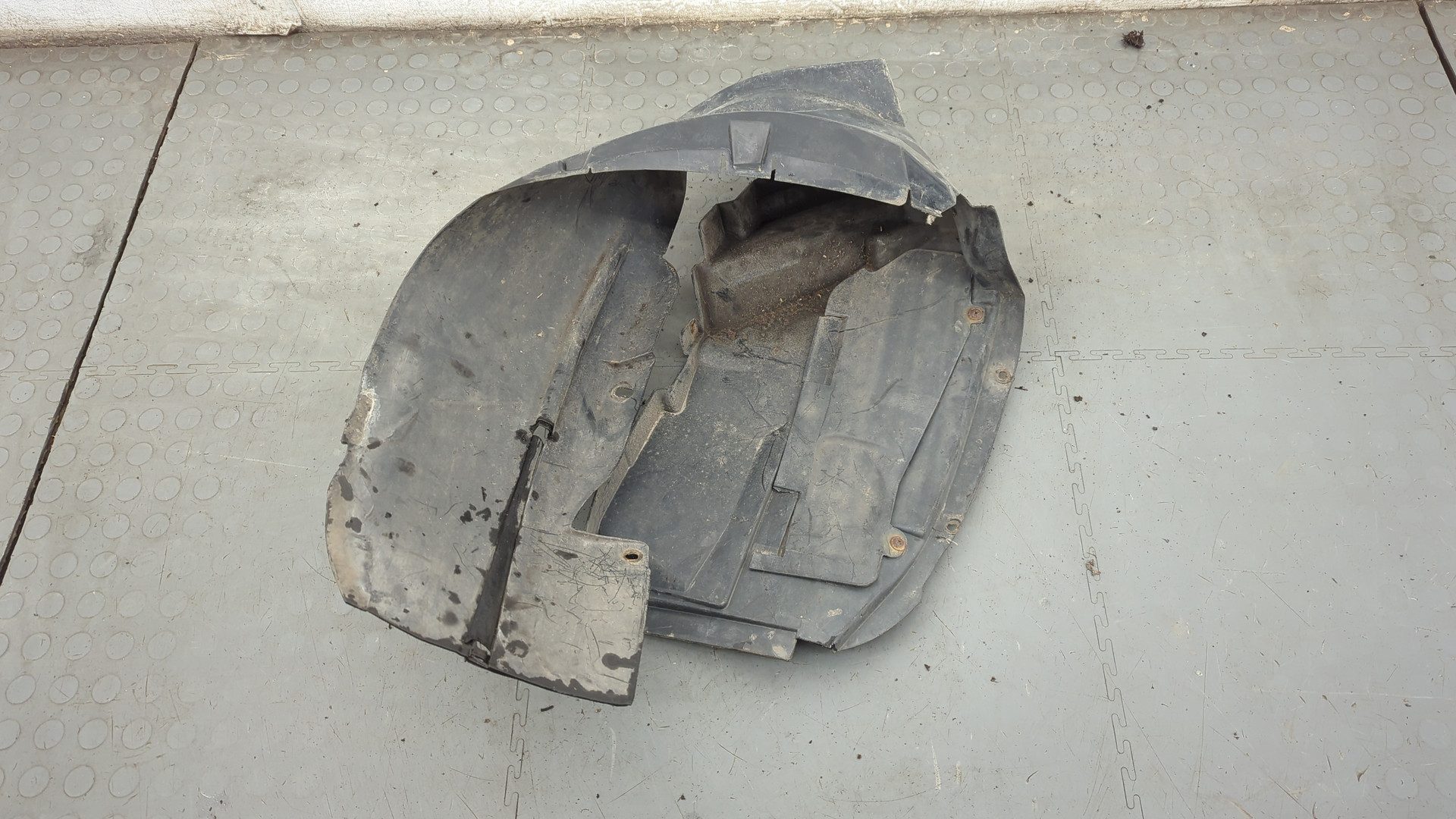 Локер передний правый