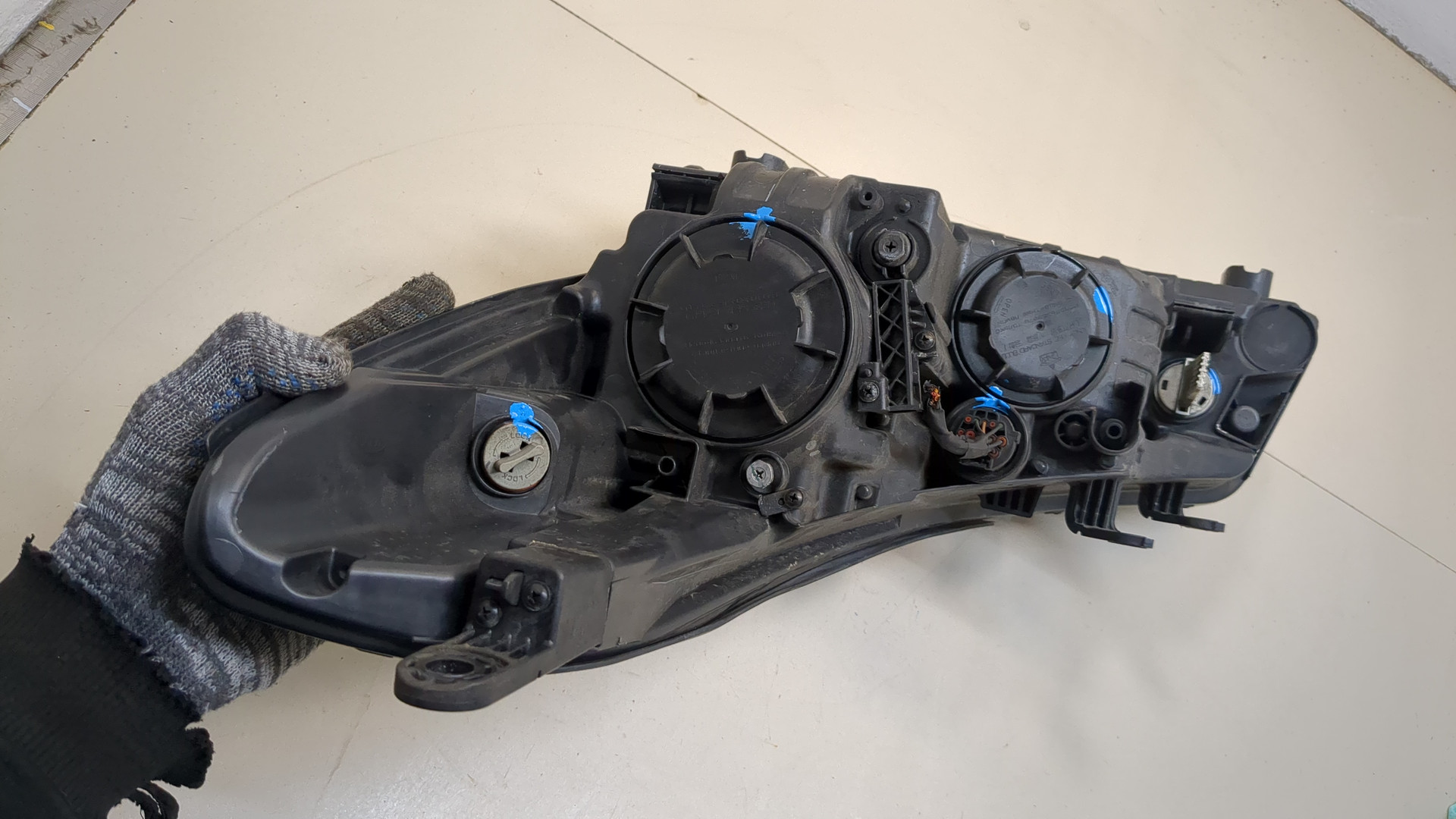 Фара правая