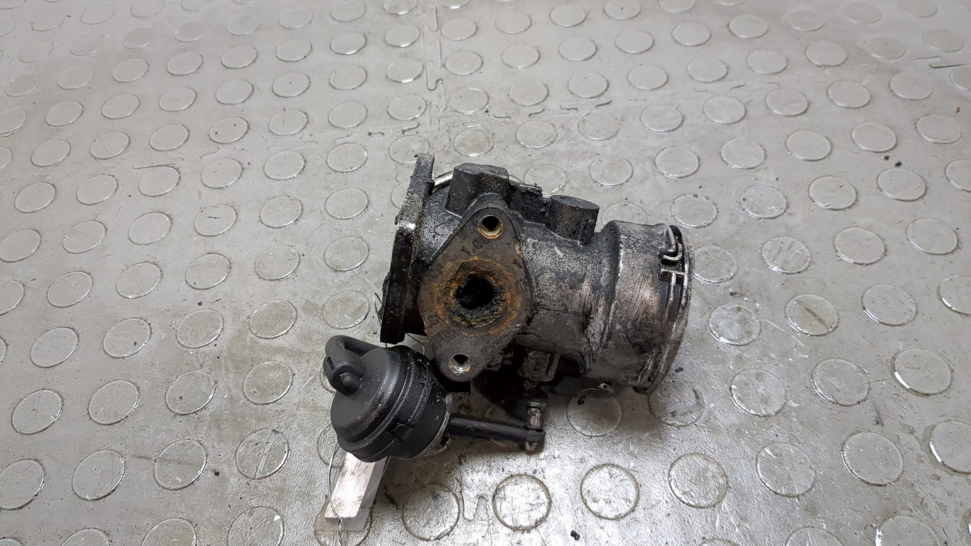 Клапан рециркуляции выхлопных газов (EGR)