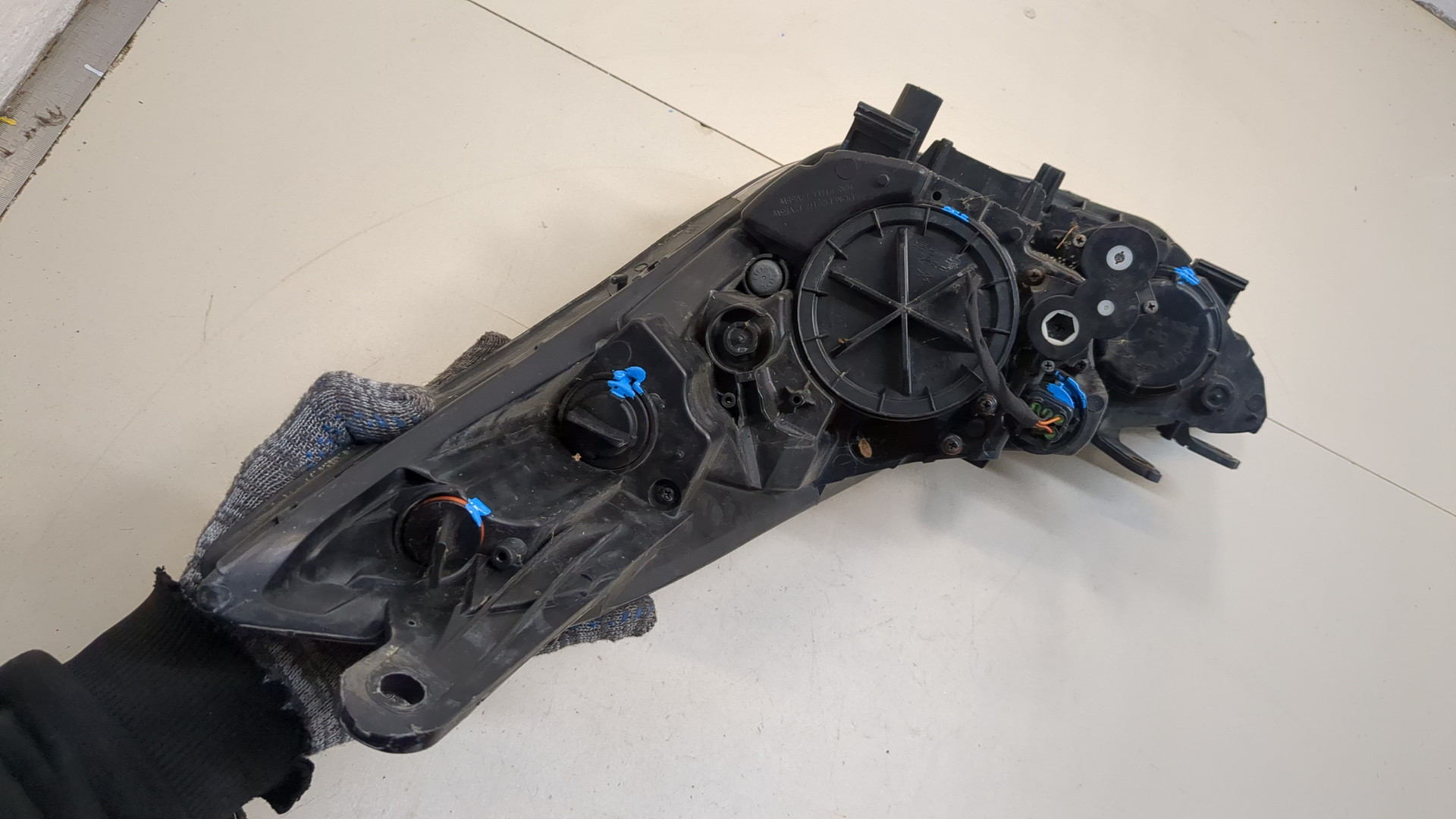 Фара правая