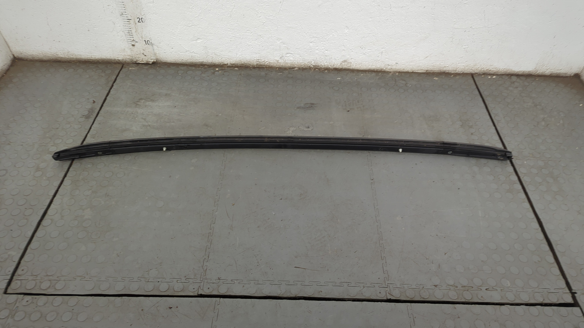 Рейлинг (релинг) левый (планка на крышу)