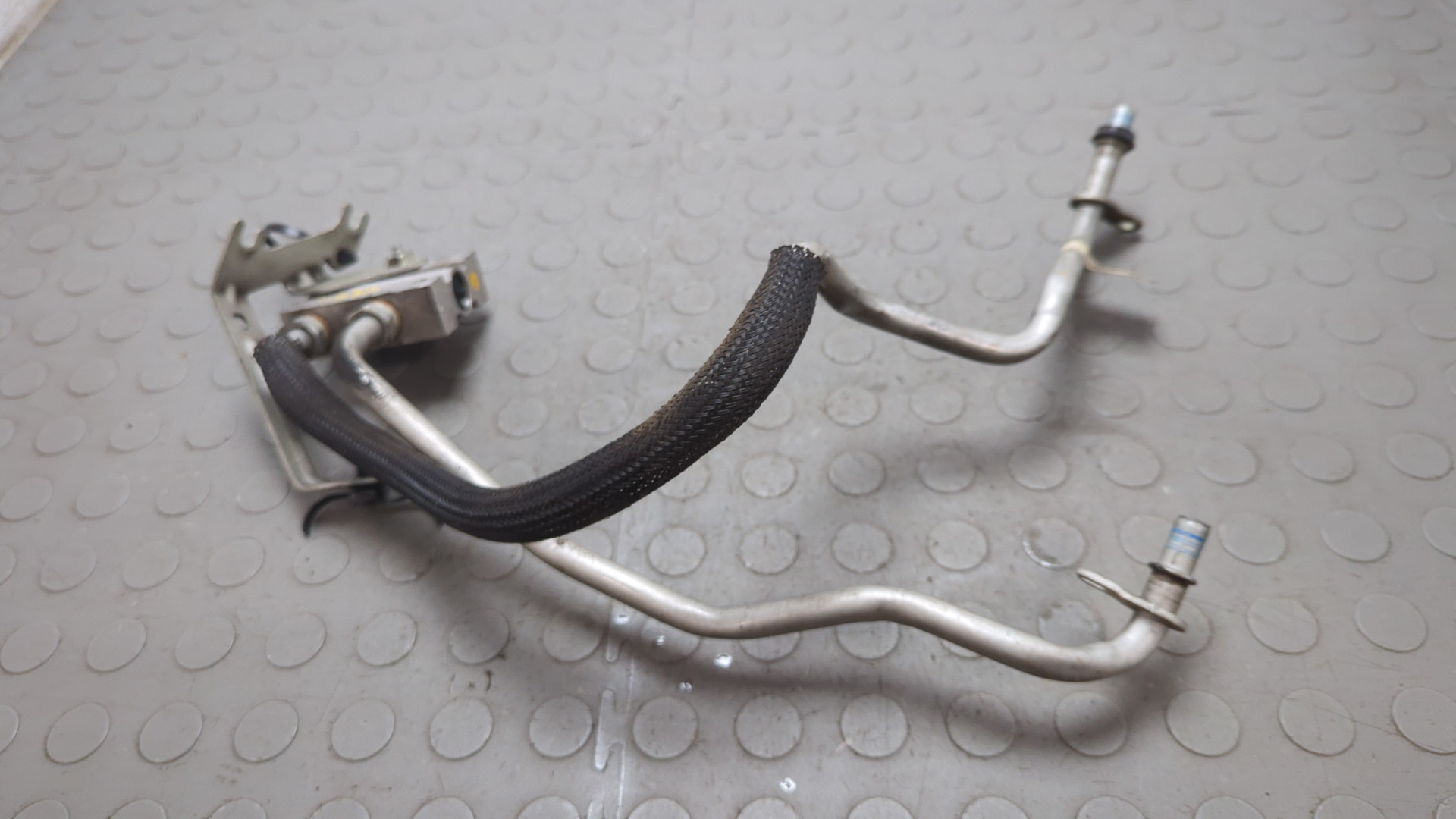 Трубка масляная