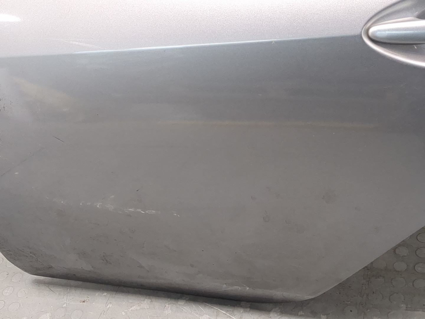 Дверь задняя левая