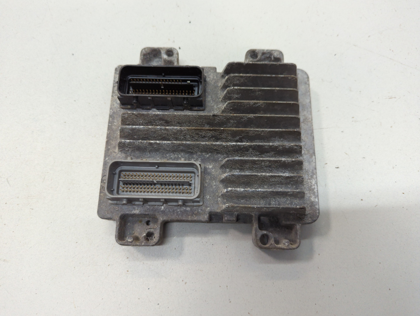 Блок управления двигателем