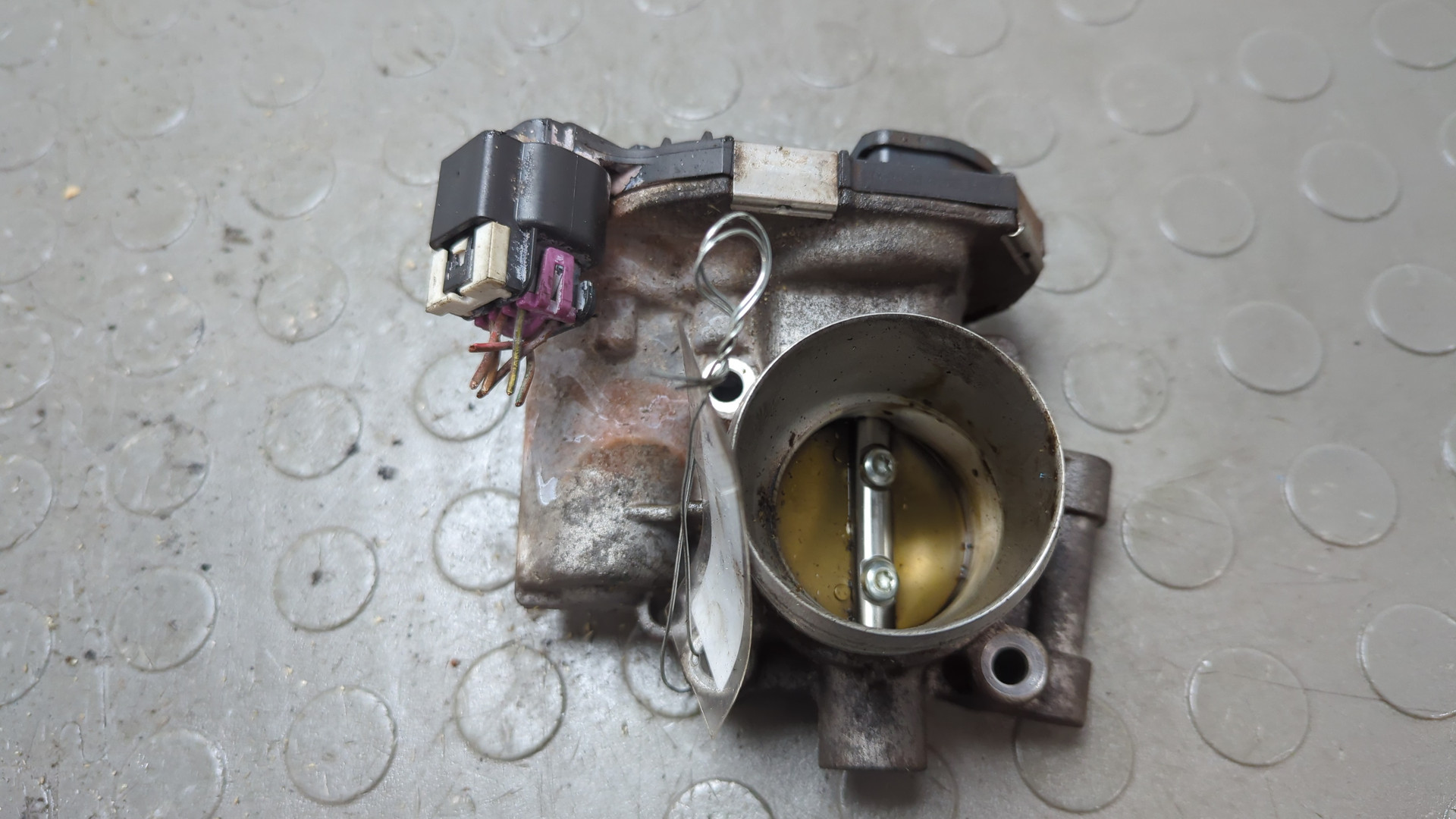 Заслонка дроссельная электрическая