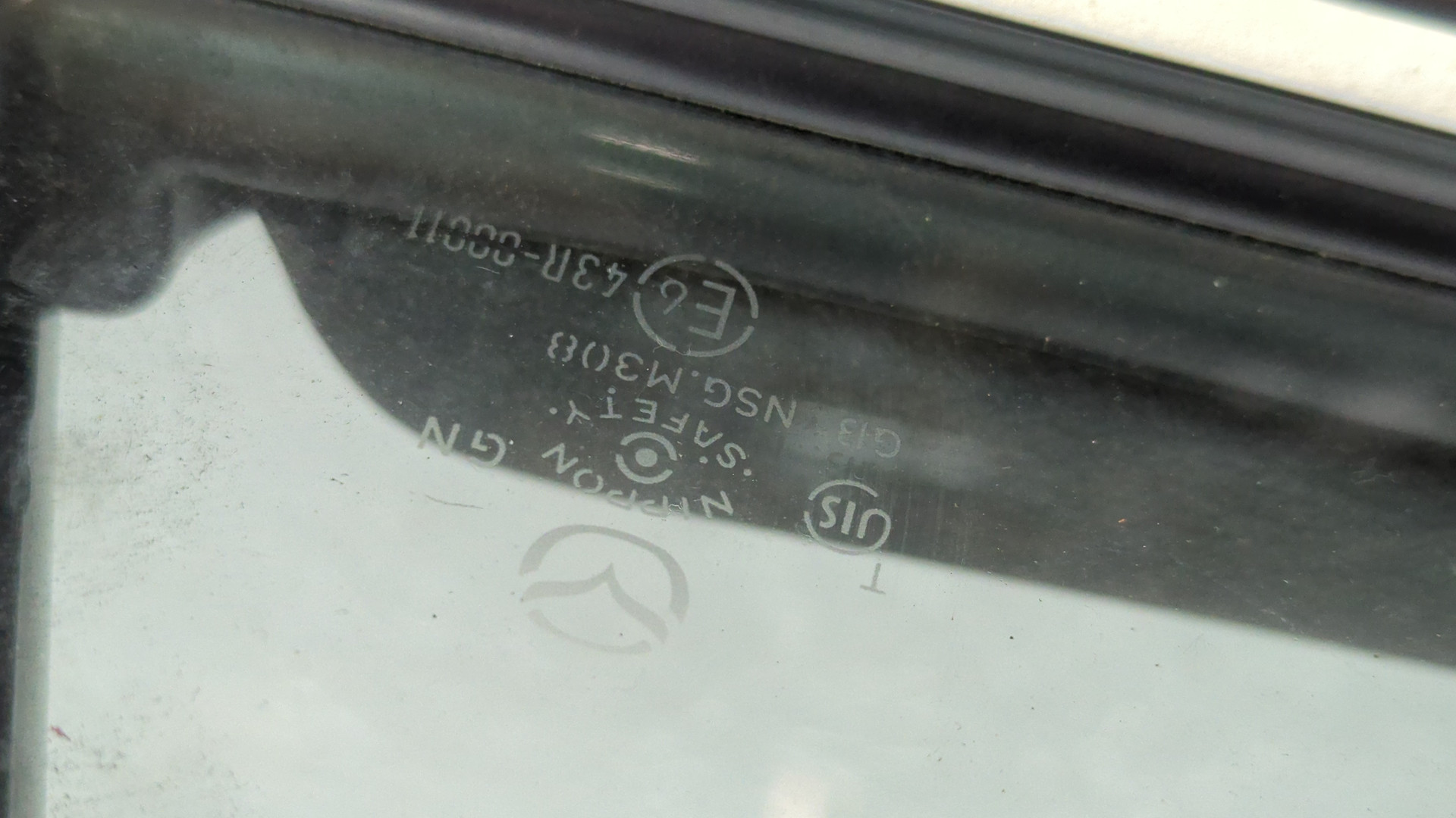 Дверь задняя левая