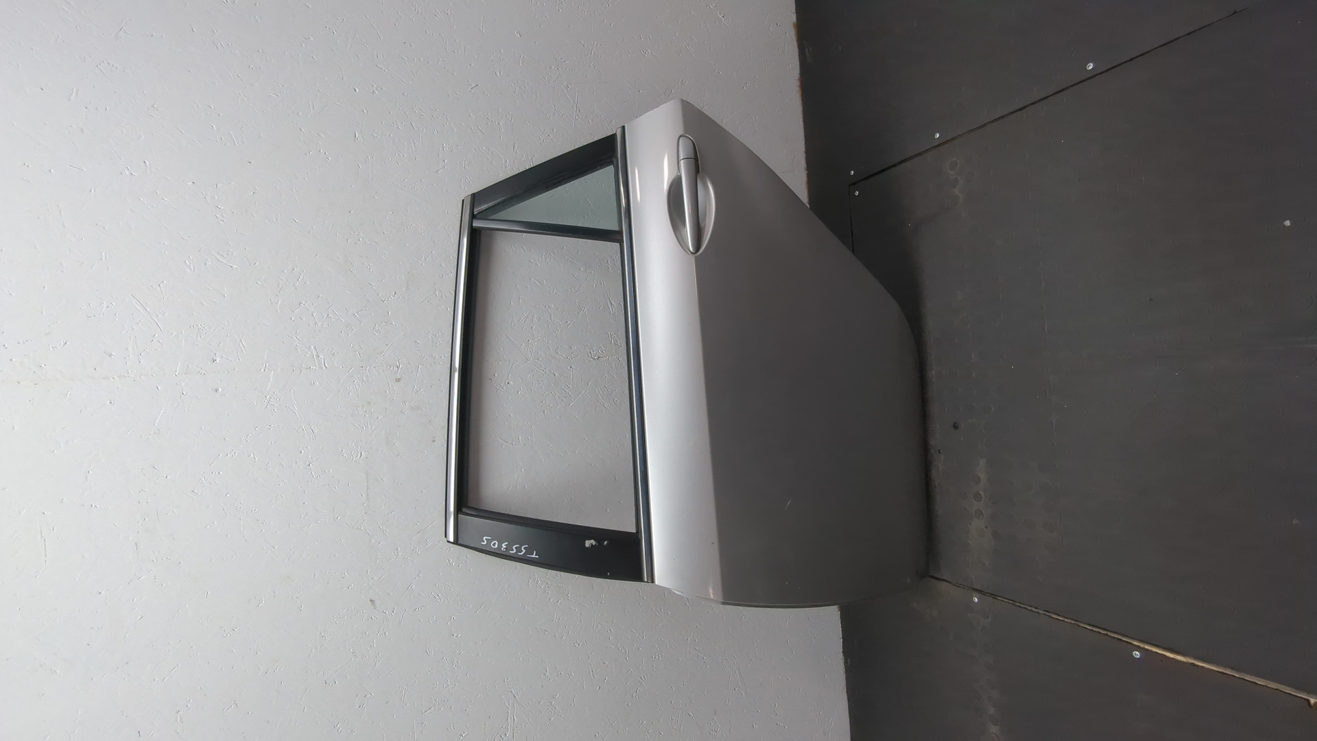 Дверь задняя левая