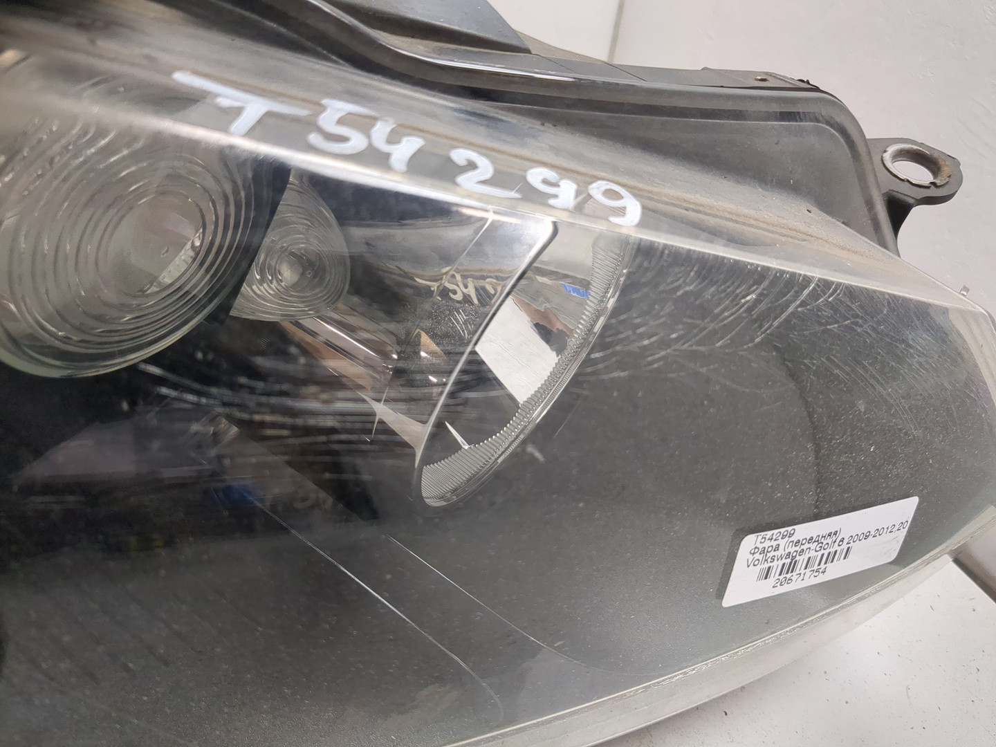 Фара правая