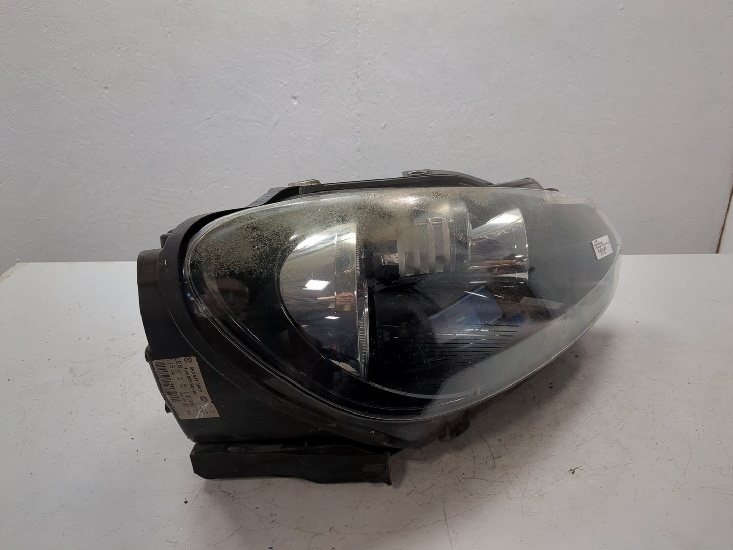 Фара правая