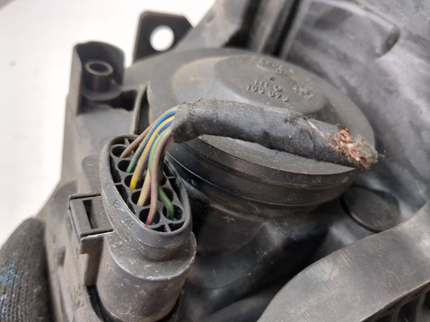 Фара правая