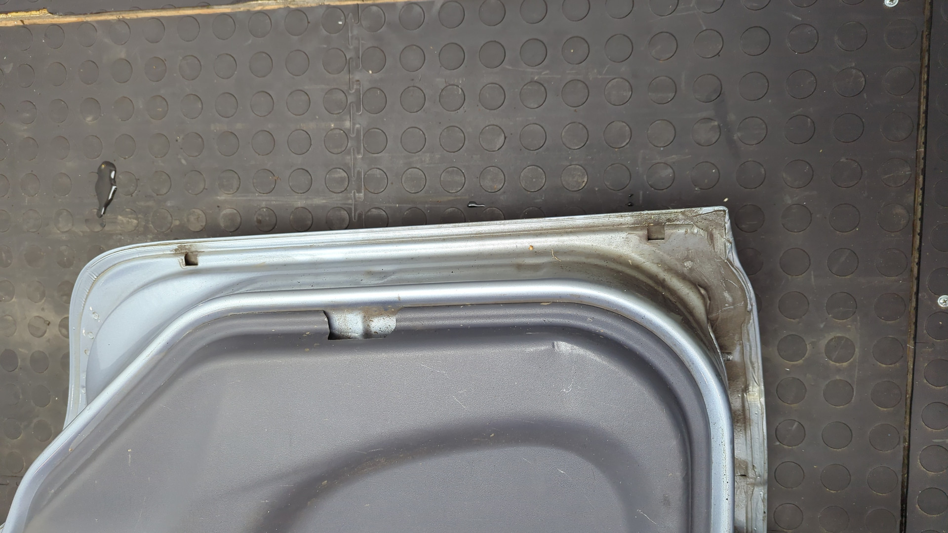 Дверь задняя правая