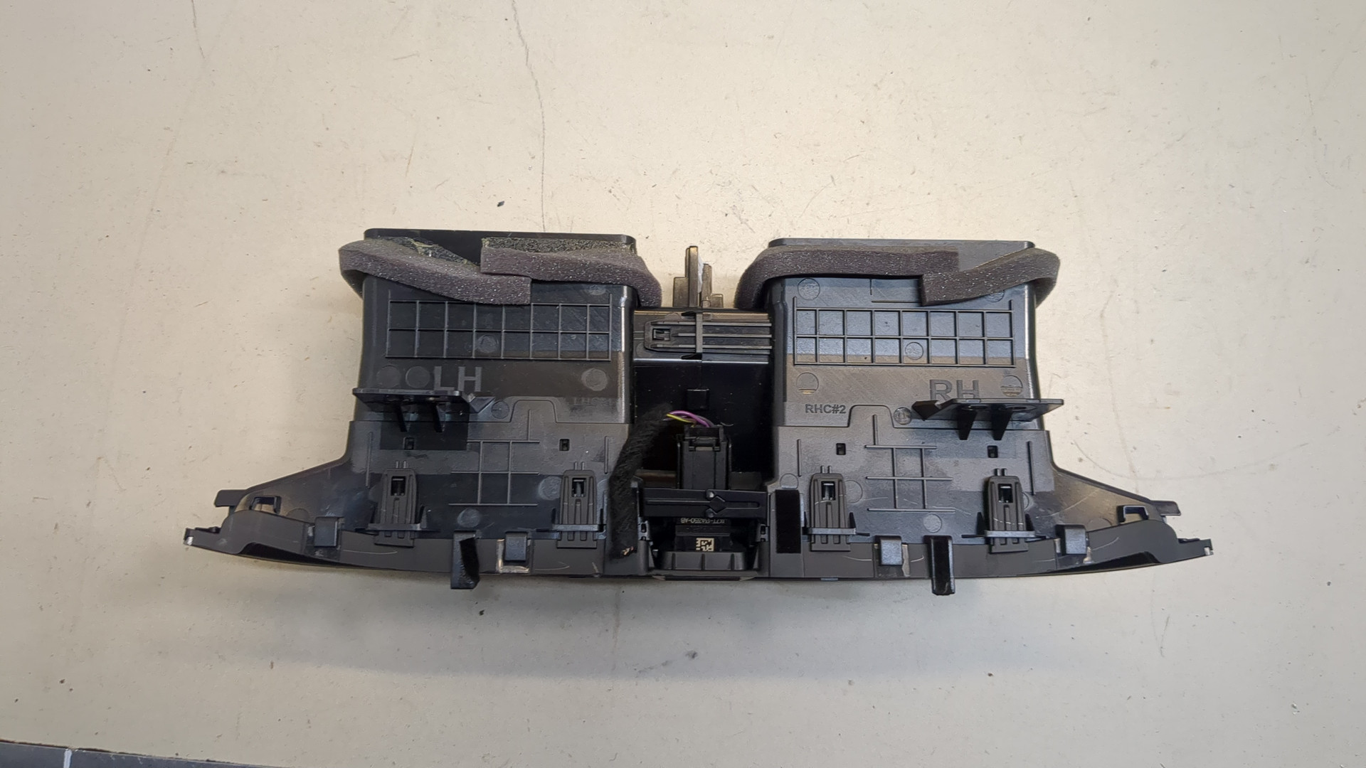 Дефлектор воздушный