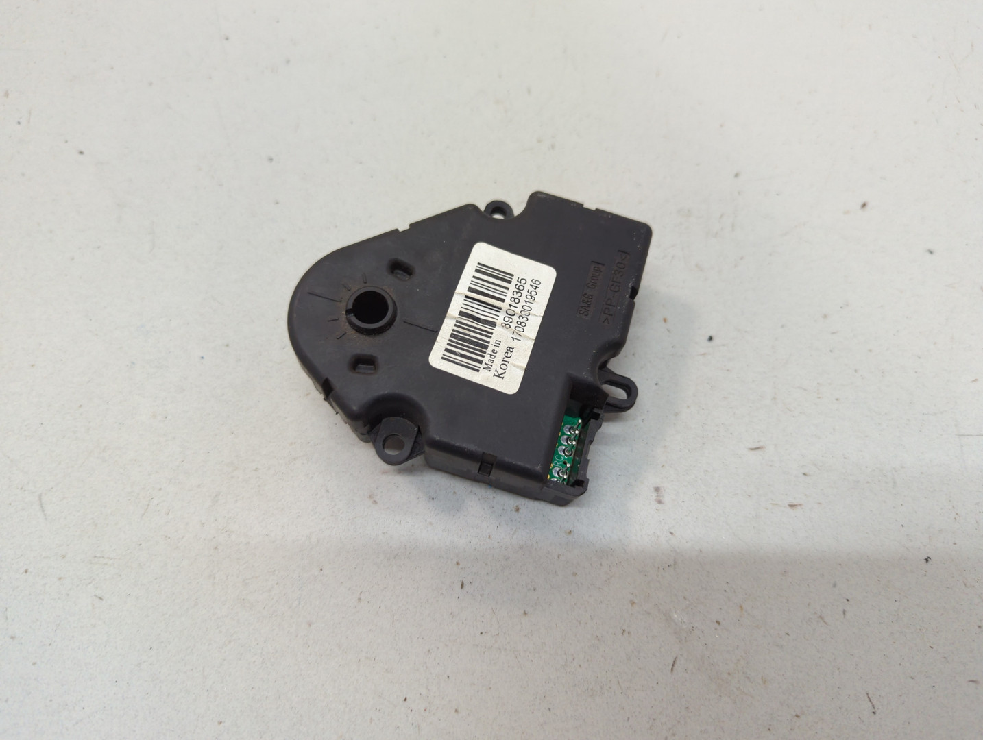 Моторчик заслонки печки