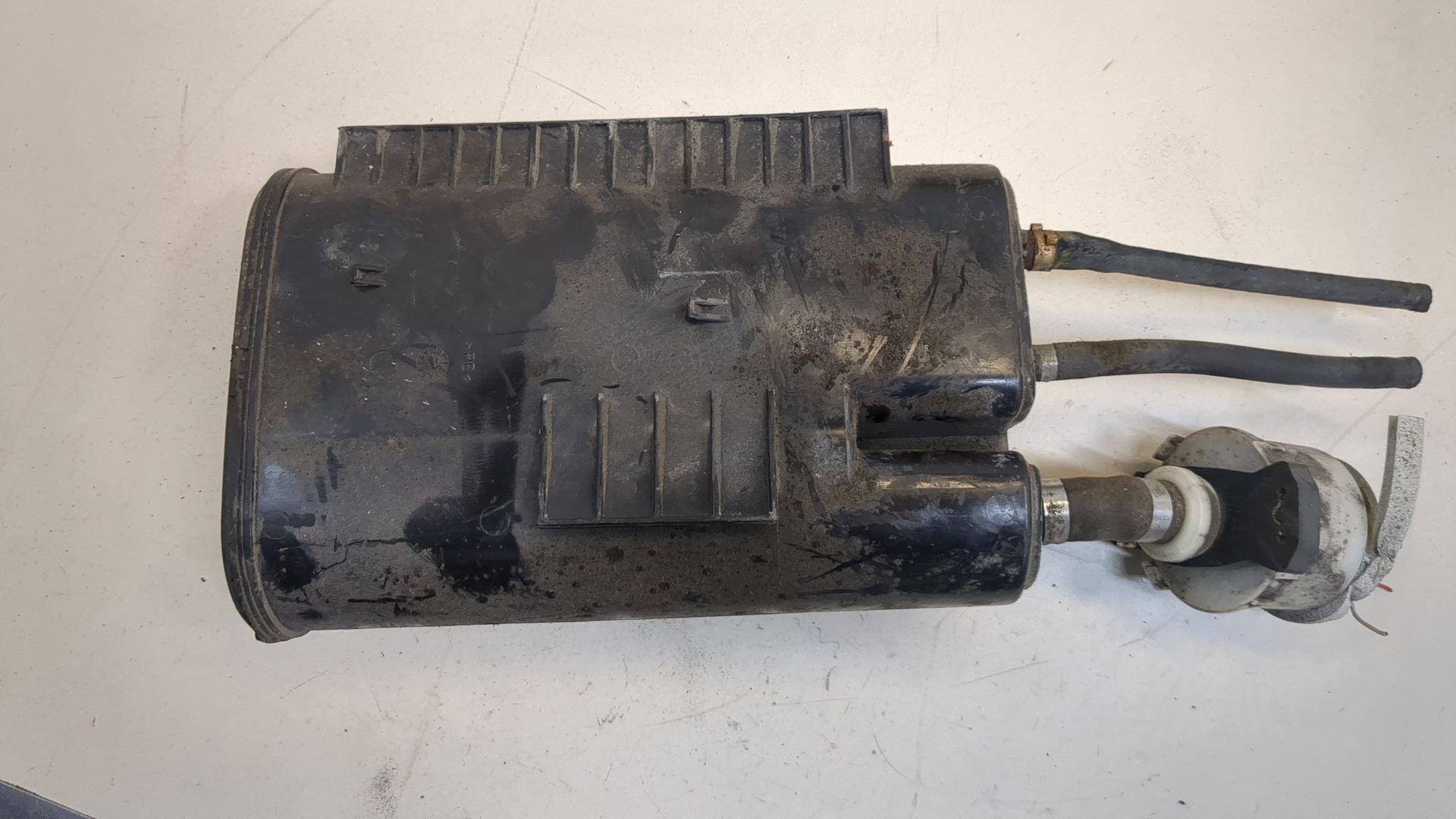 Абсорбер (фильтр угольный)