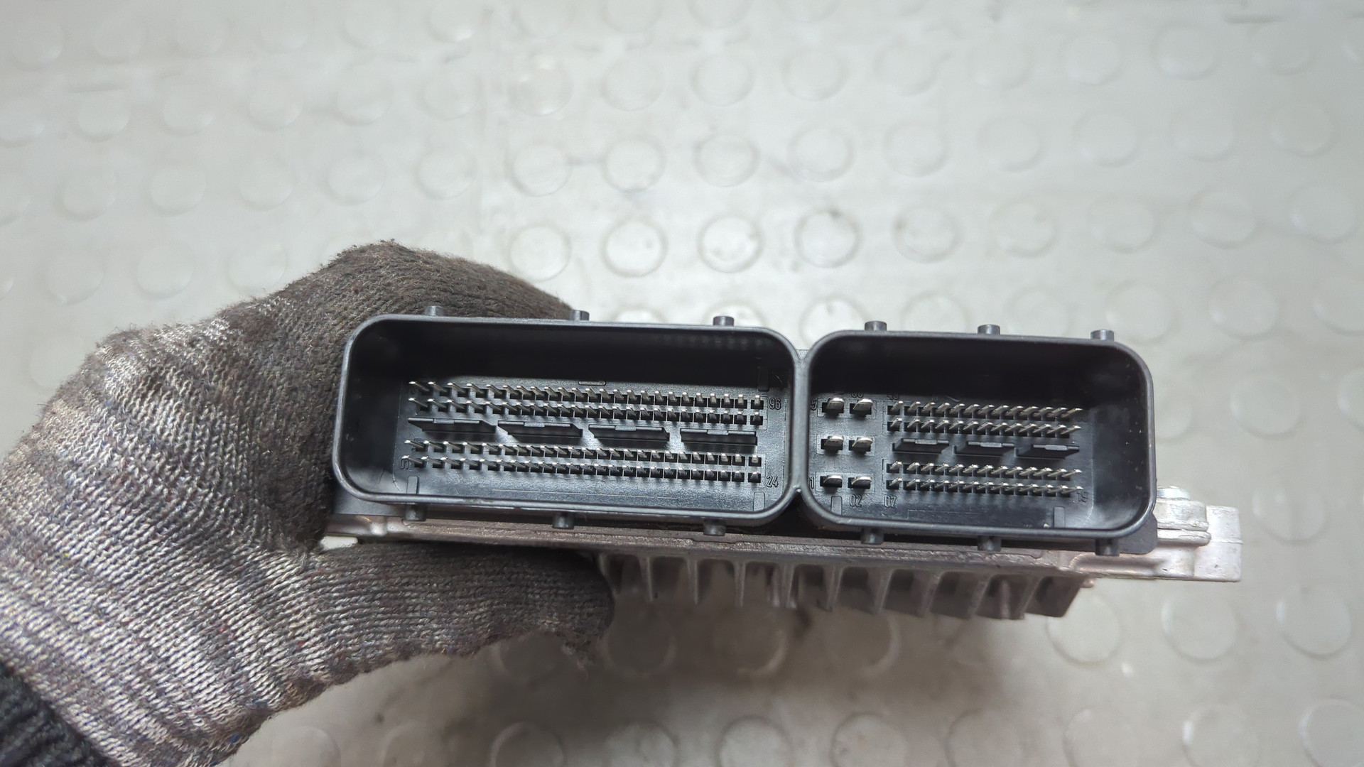 Блок управления двигателем