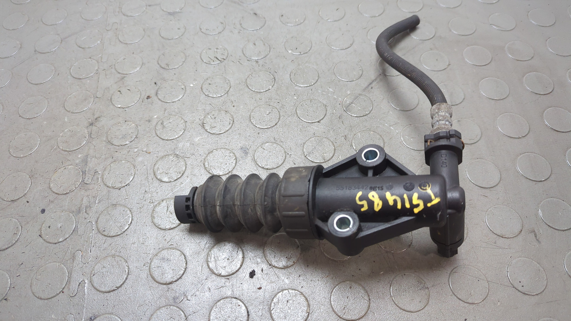 Цилиндр сцепления рабочий