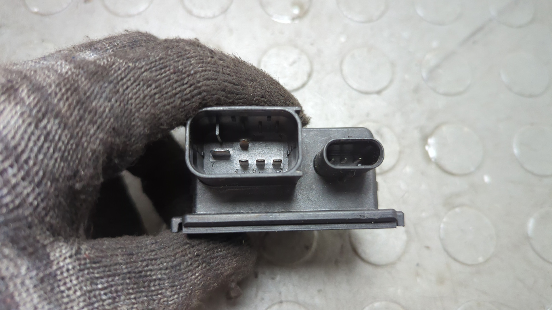 Реле свечей накала