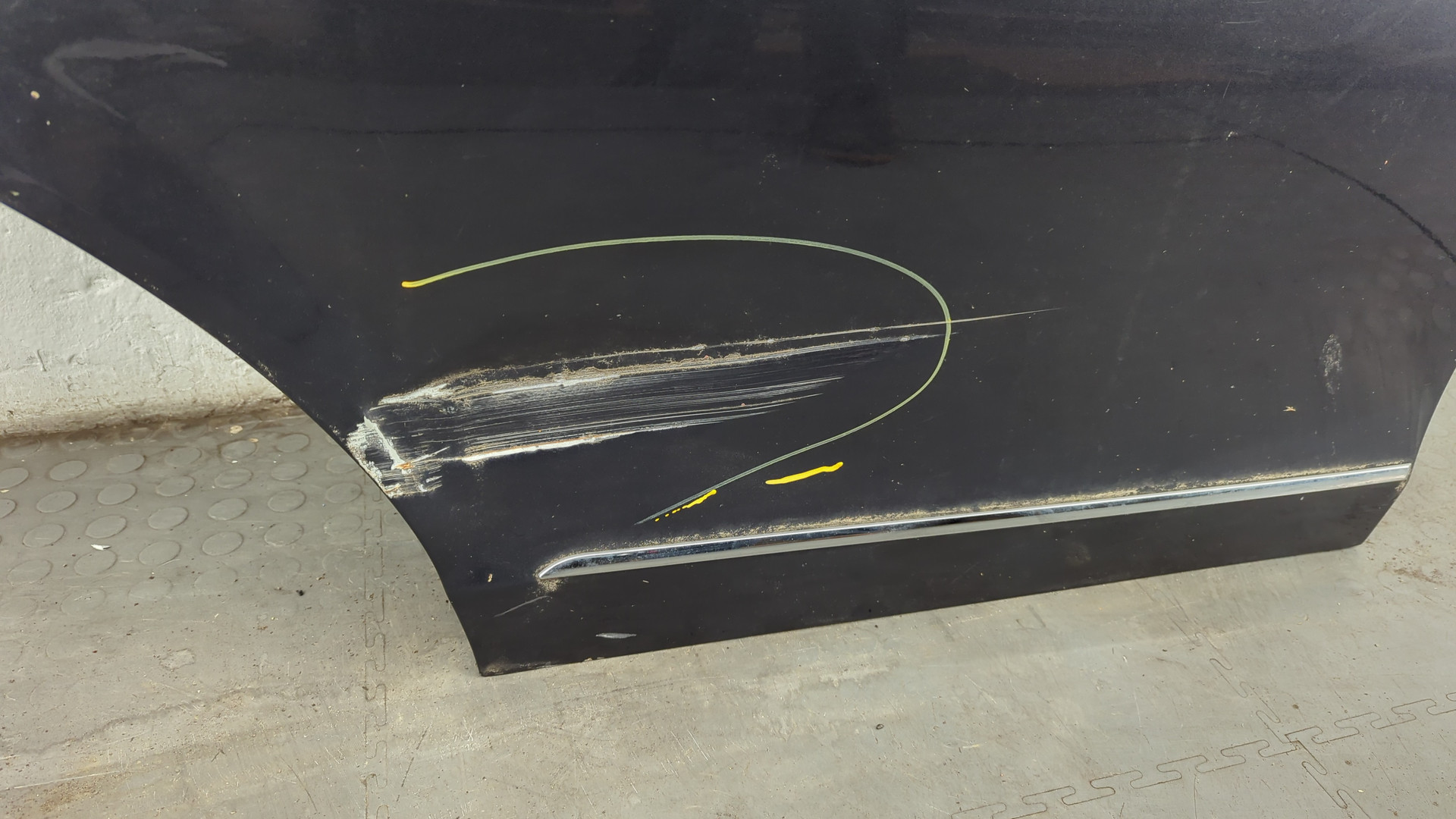 Дверь задняя правая