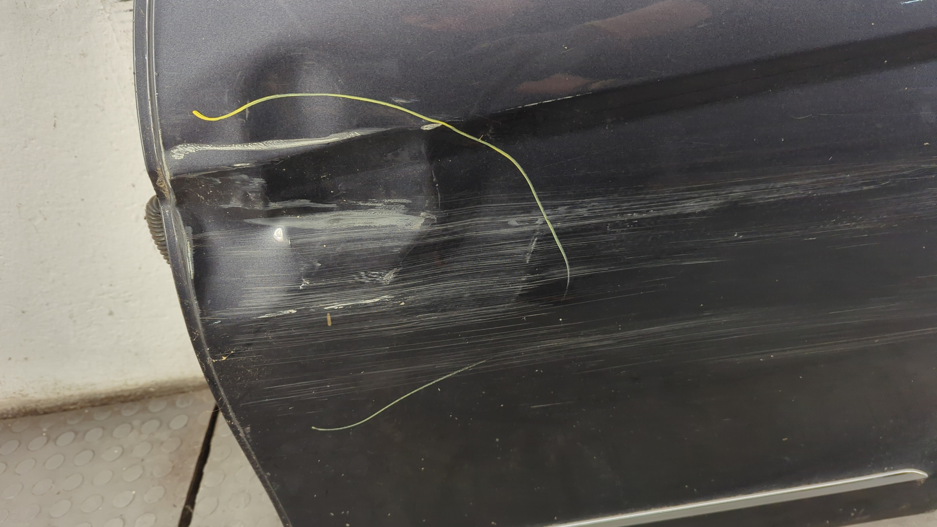 Дверь задняя левая