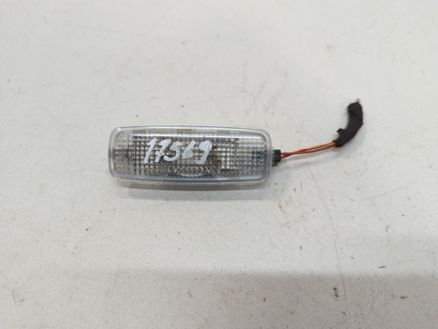 Плафон салонный