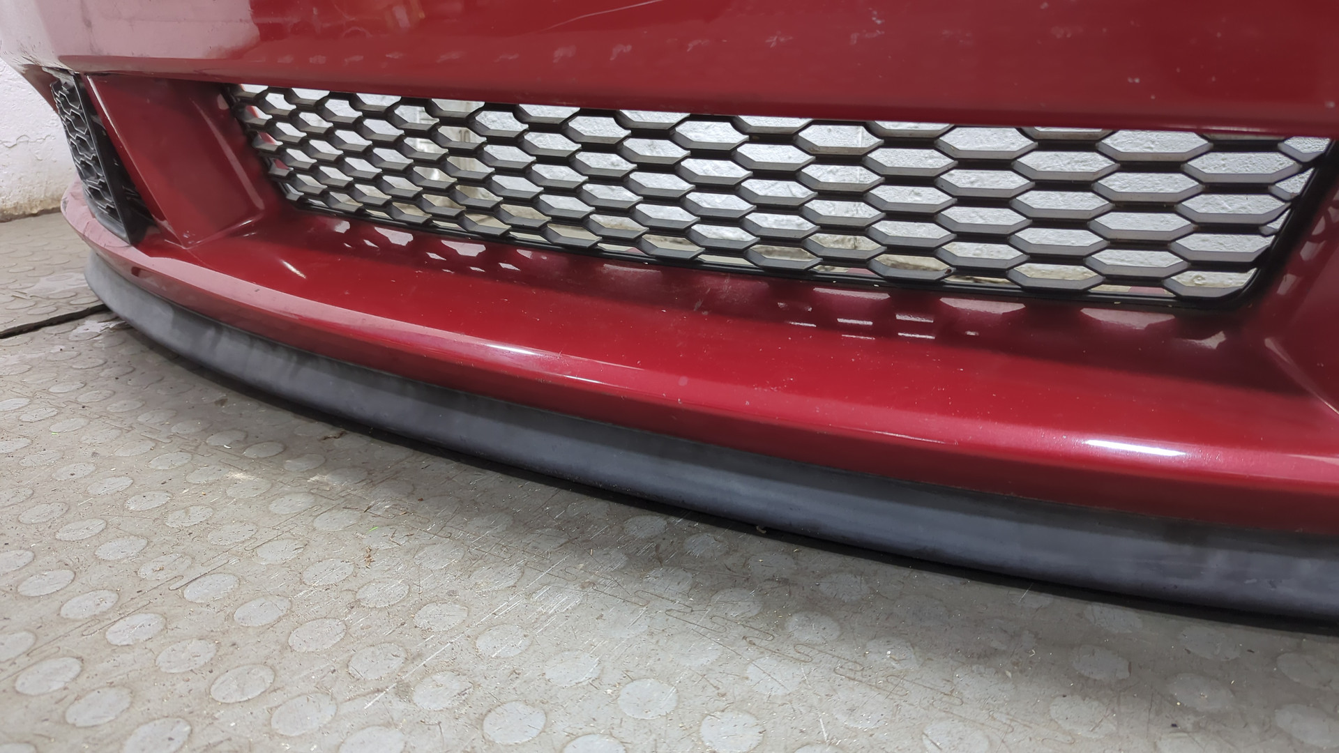 Бампер передний