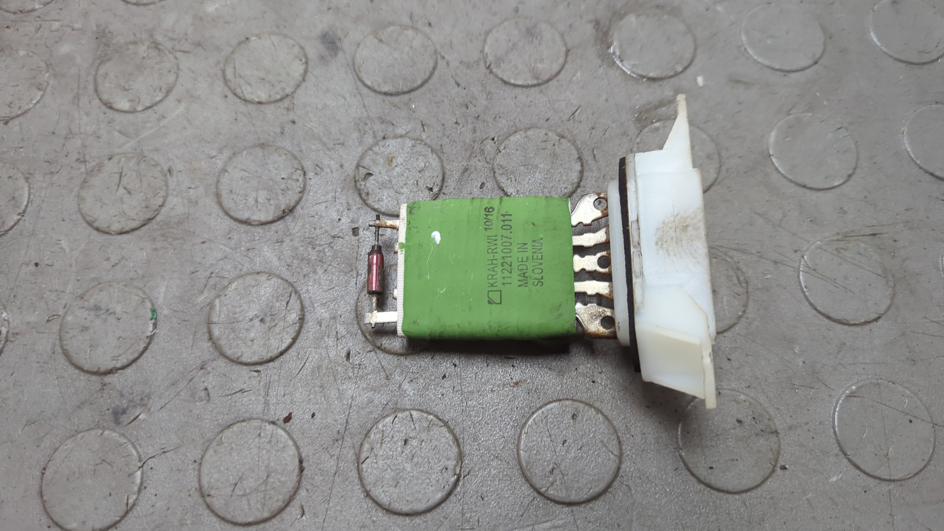 Резистор отопителя