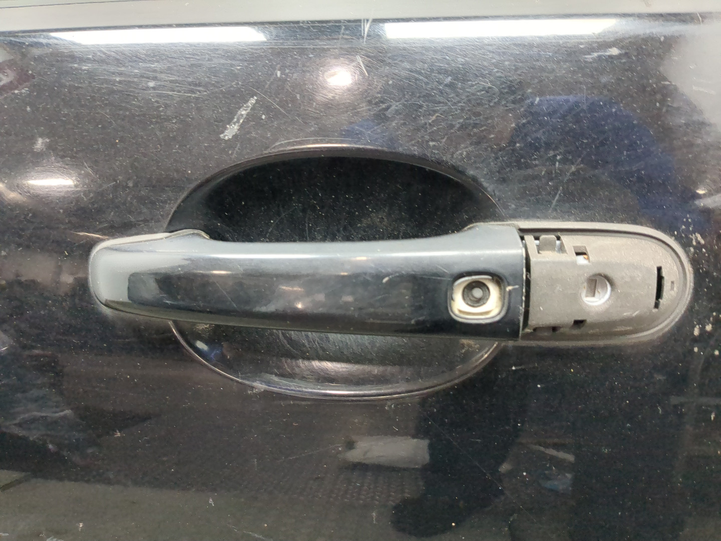 Дверь передняя левая