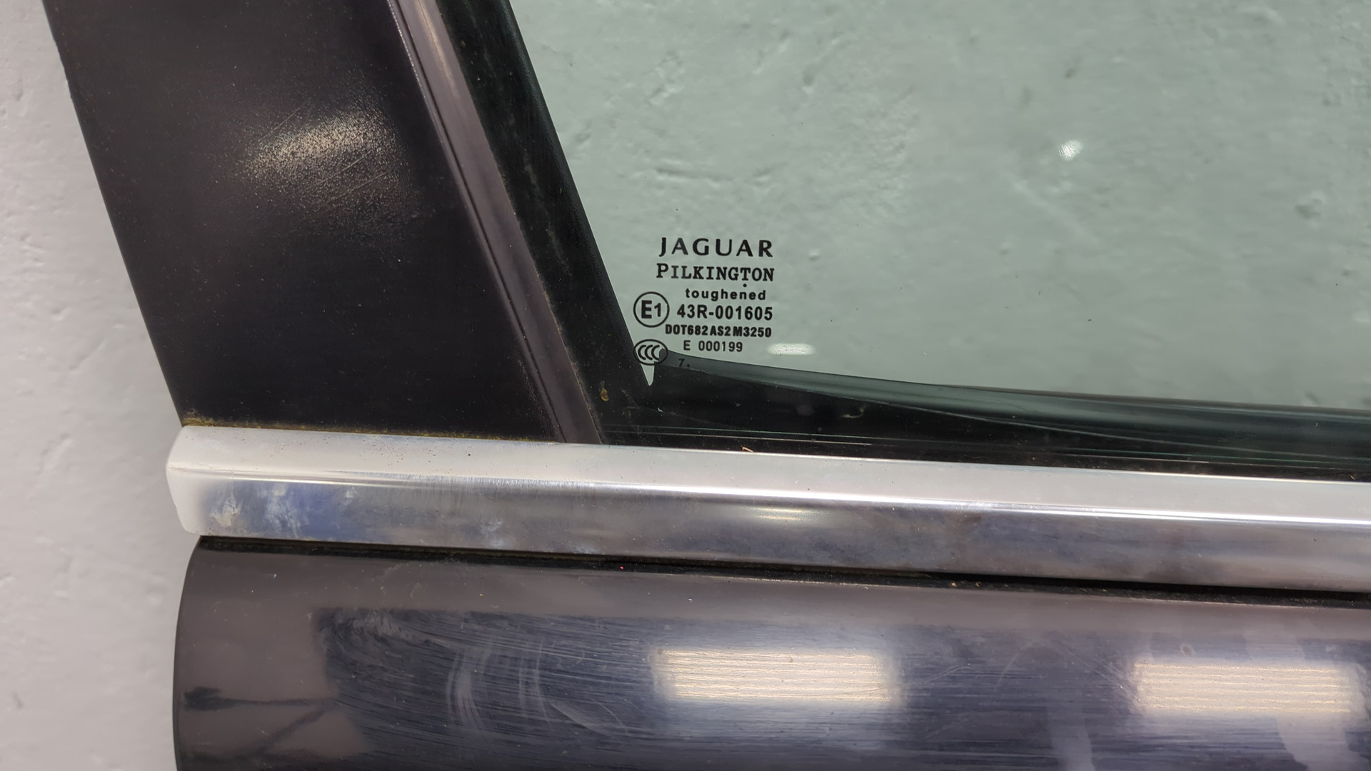 Дверь передняя правая