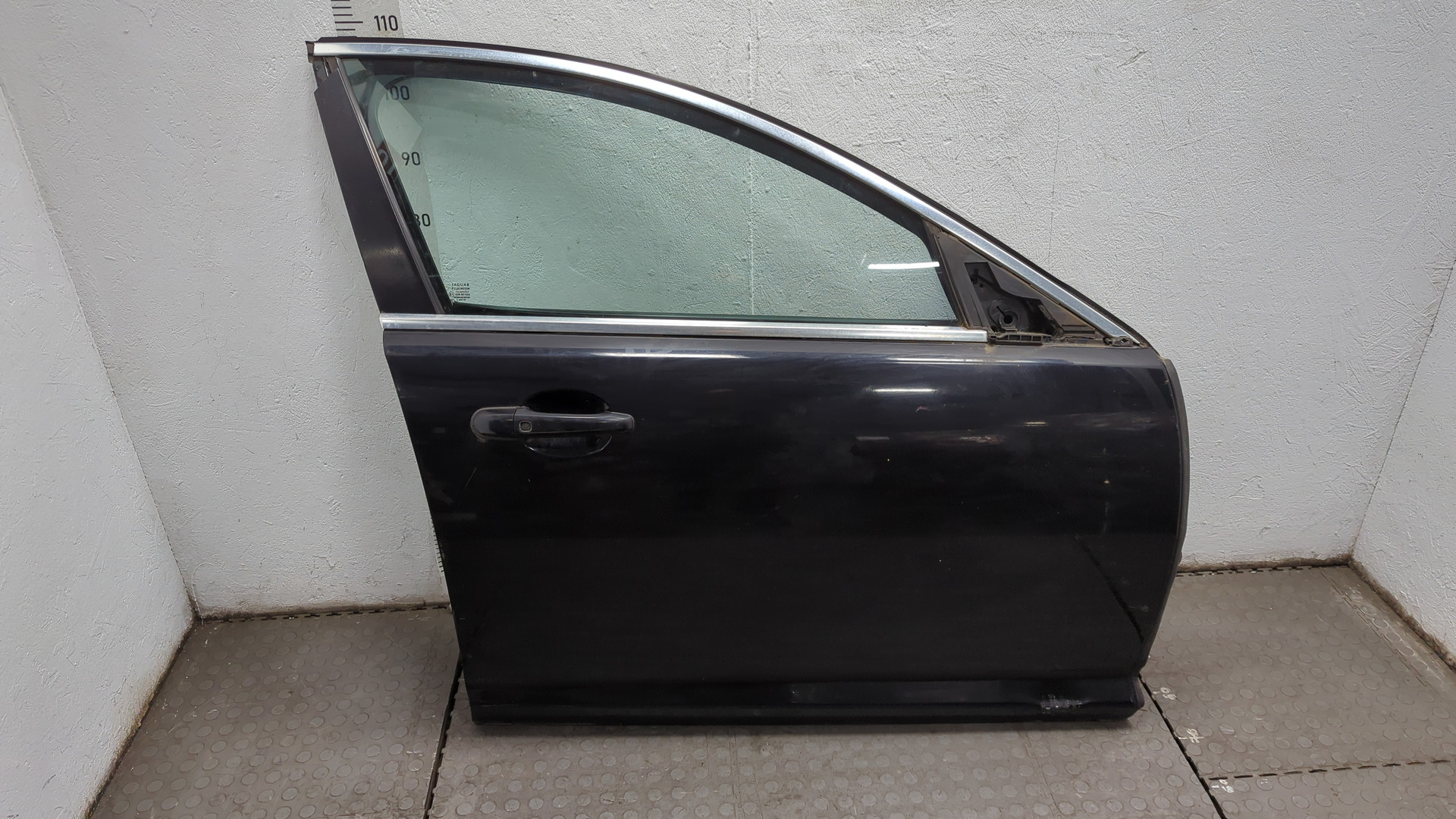 Дверь передняя правая