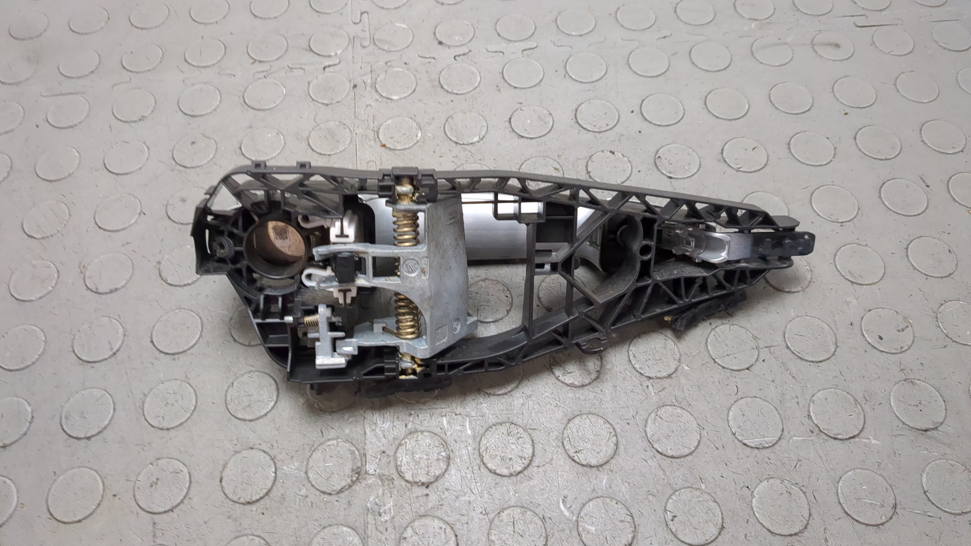 Ручка двери наружная