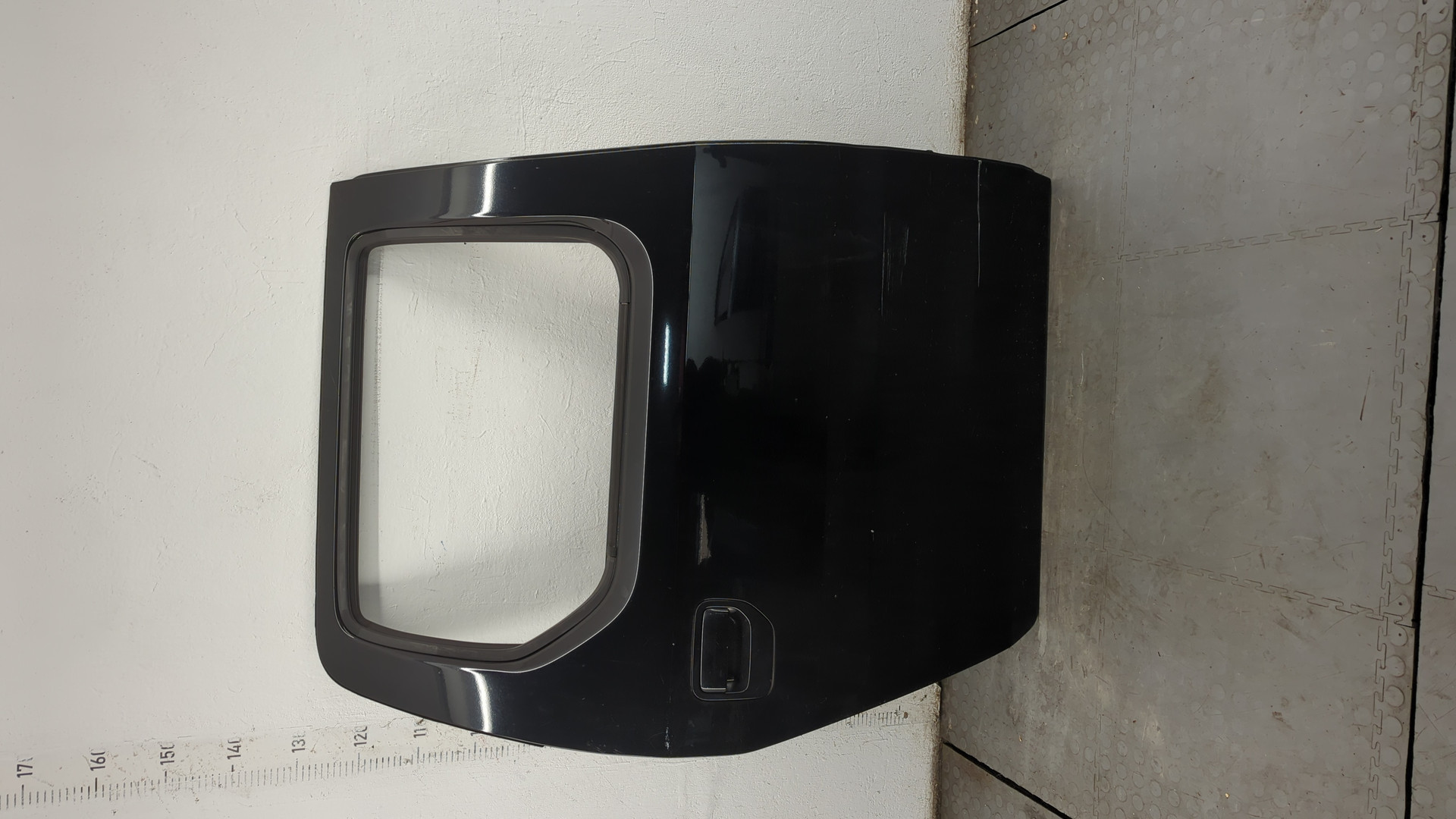 Дверь задняя правая