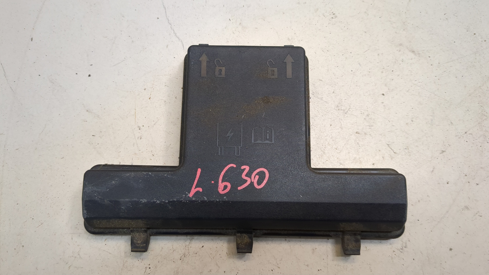 Корпус блока предохранителей