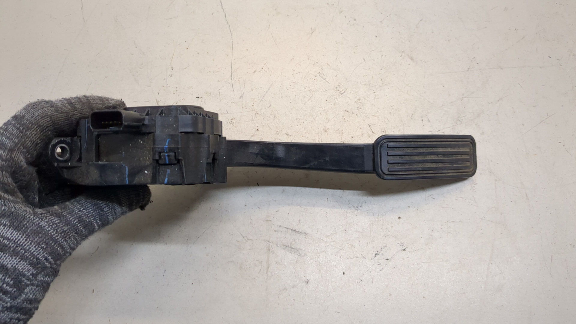 Педаль газа