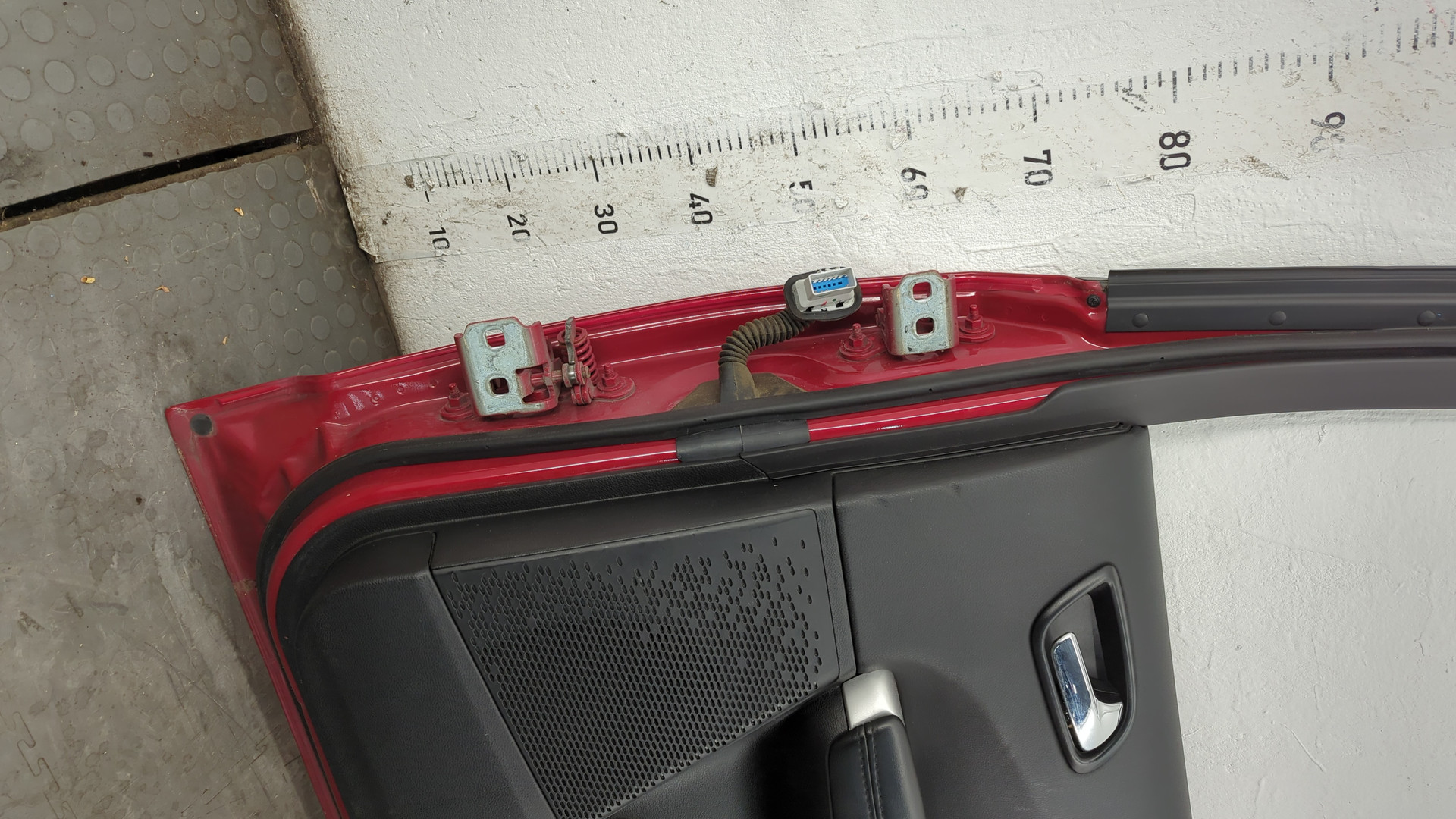 Дверь задняя правая