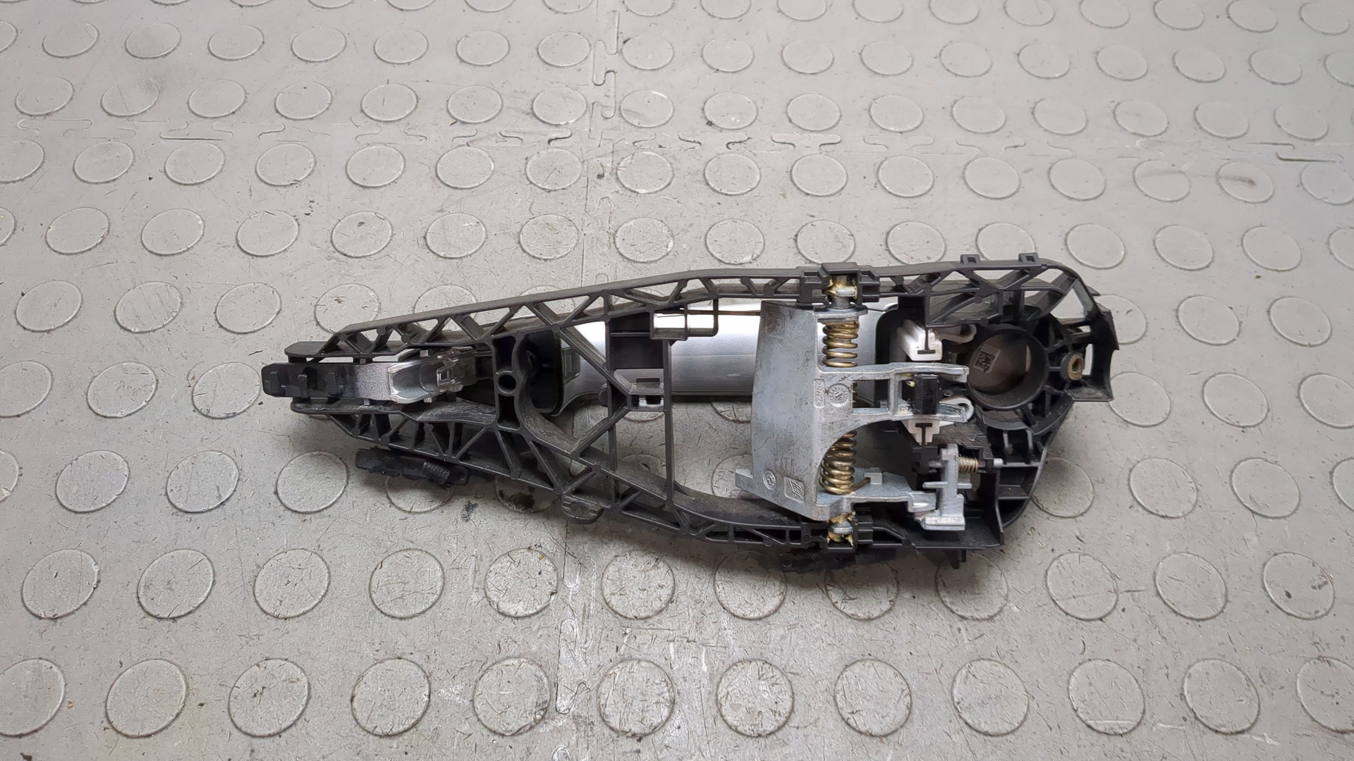 Ручка двери наружная