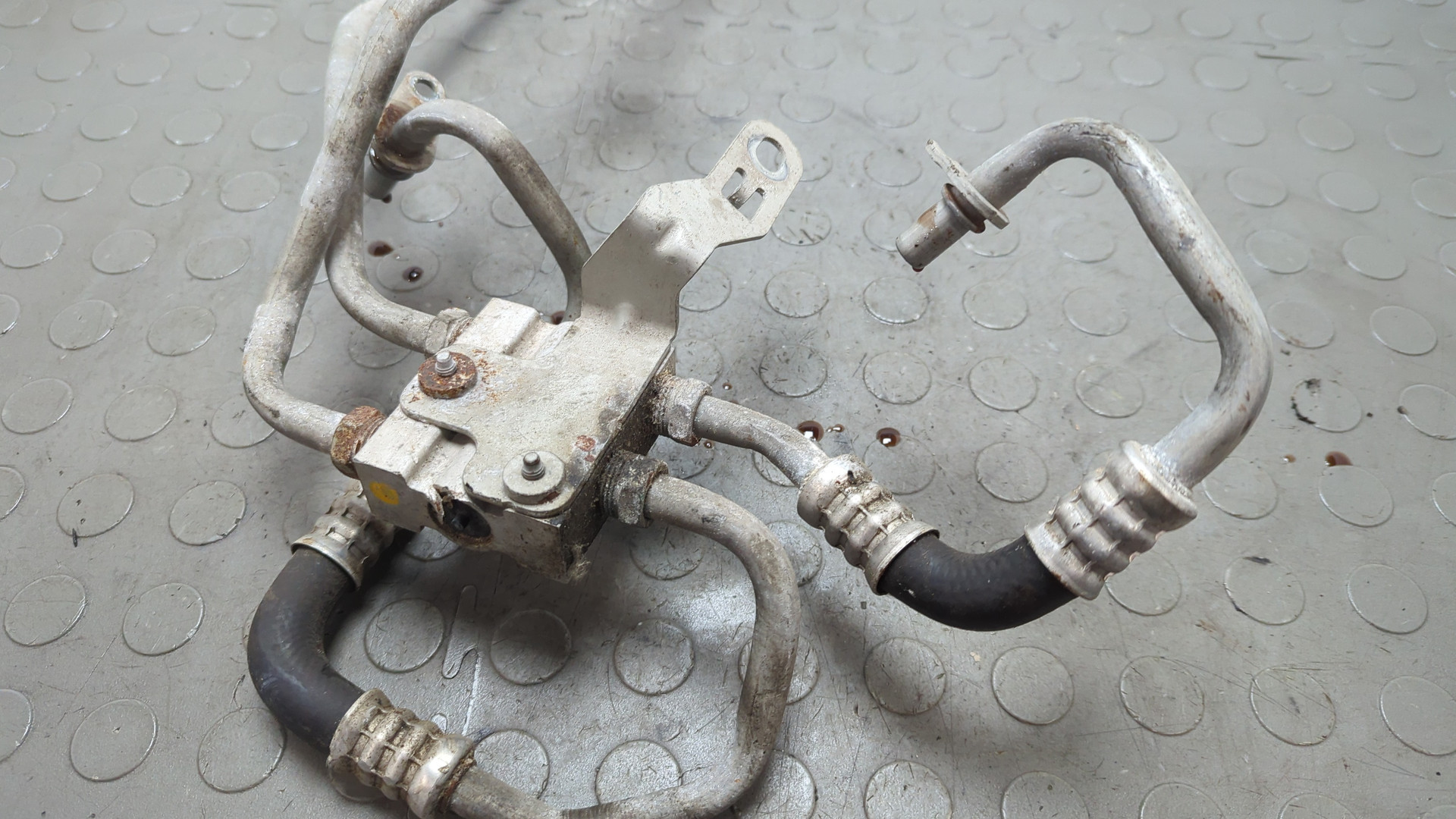 Трубка масляная