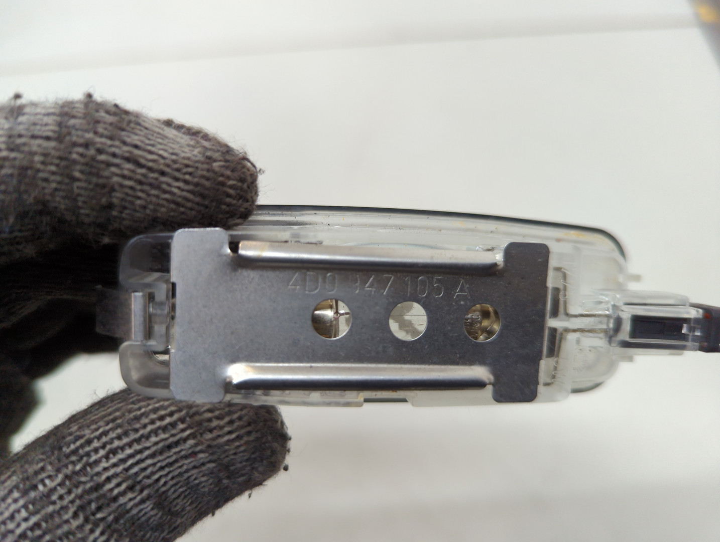 Плафон салонный