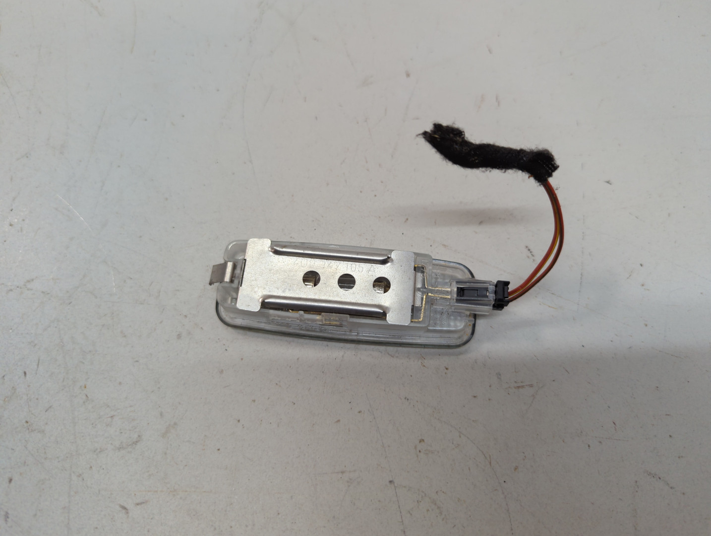 Плафон салонный