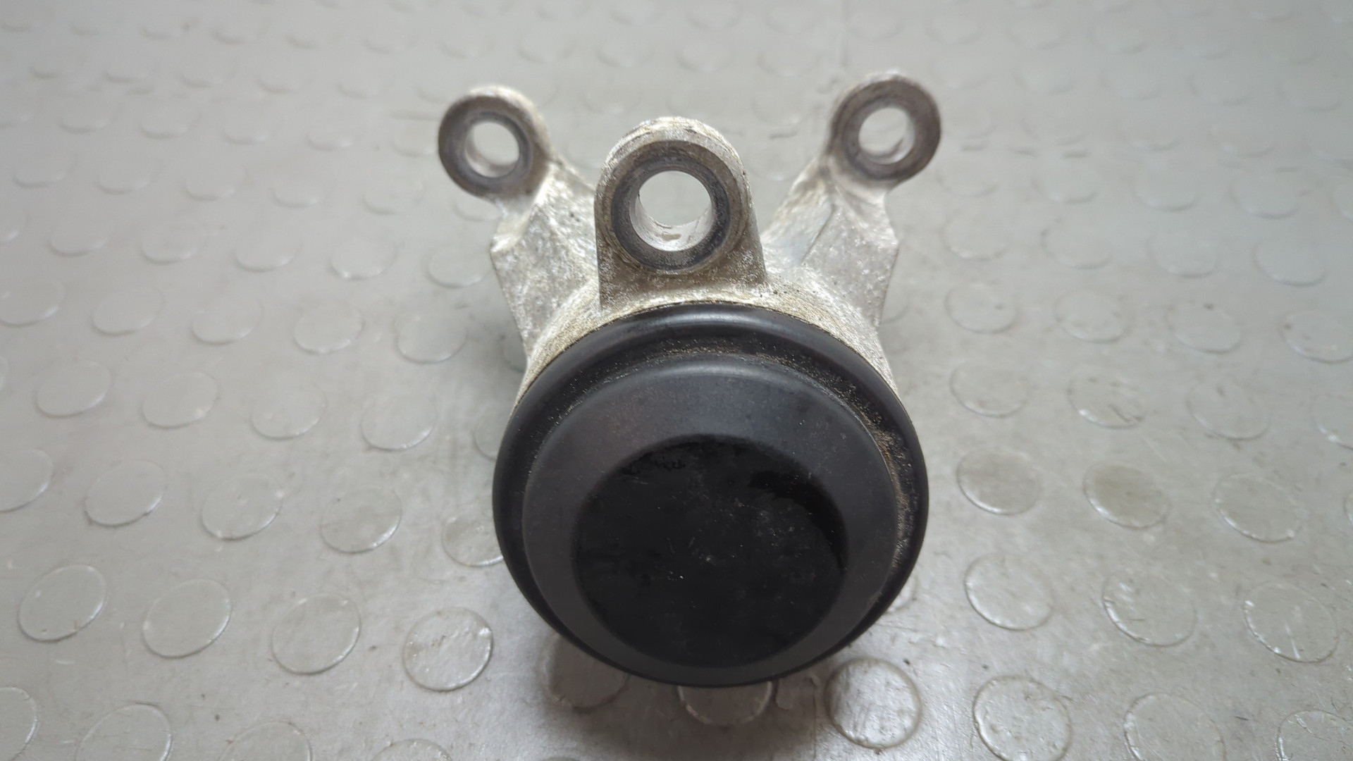 Опора двигателя