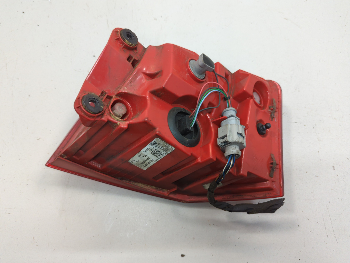 Фонарь задний левый