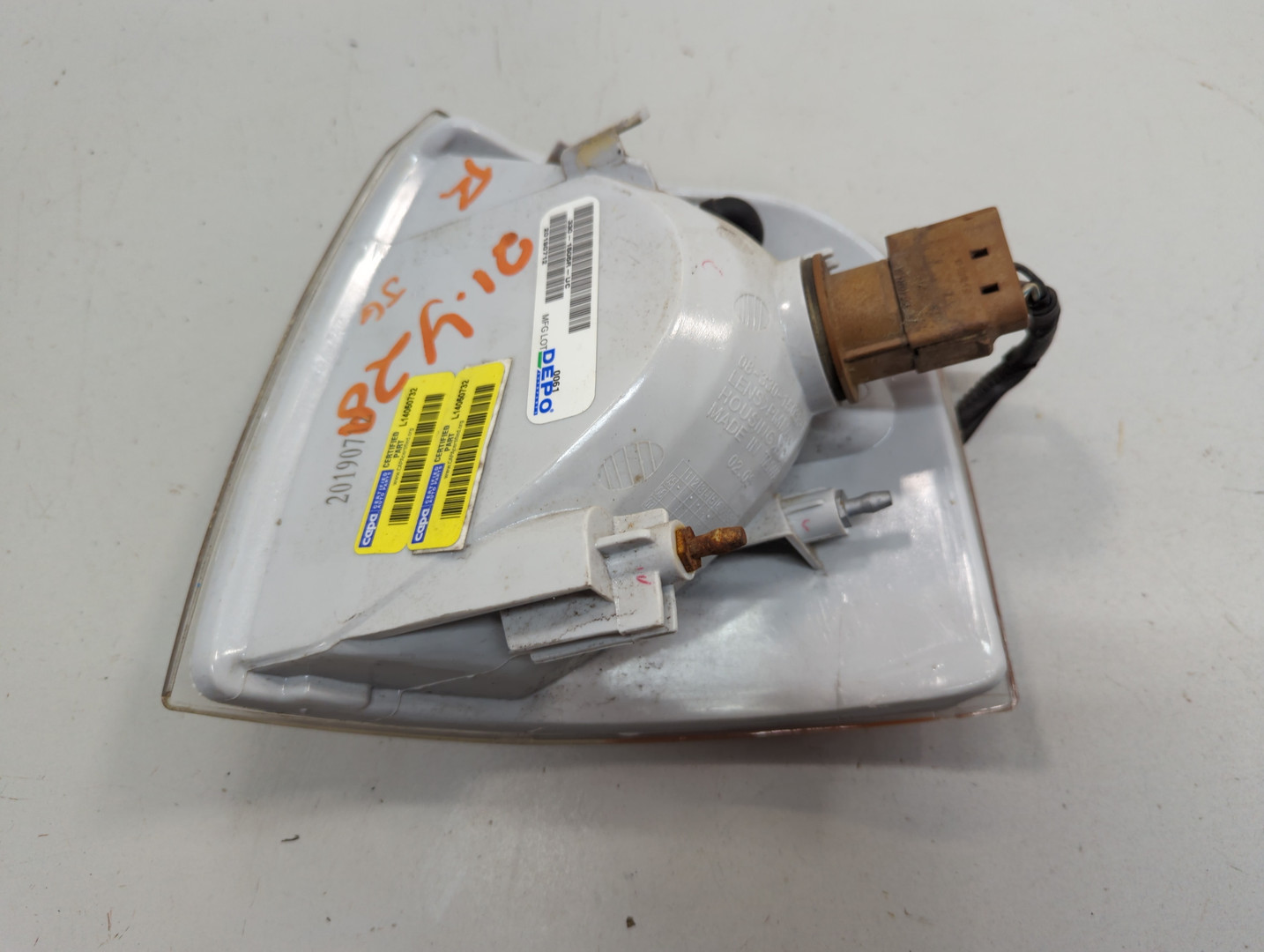 Указатель поворота правый