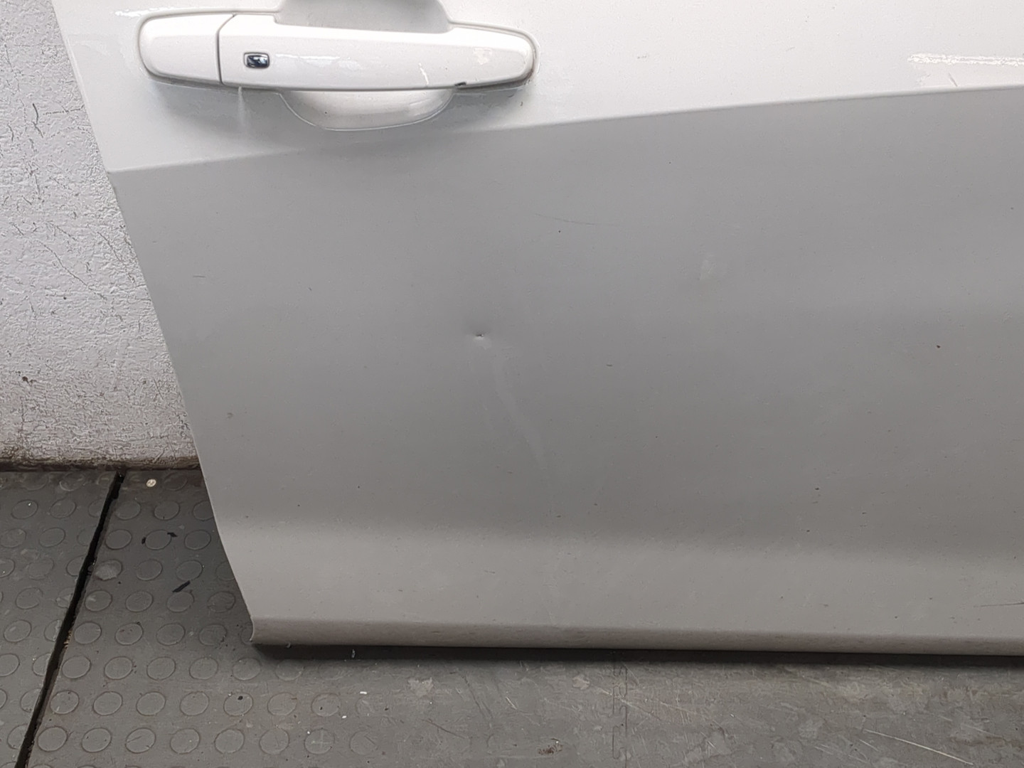 Дверь передняя правая