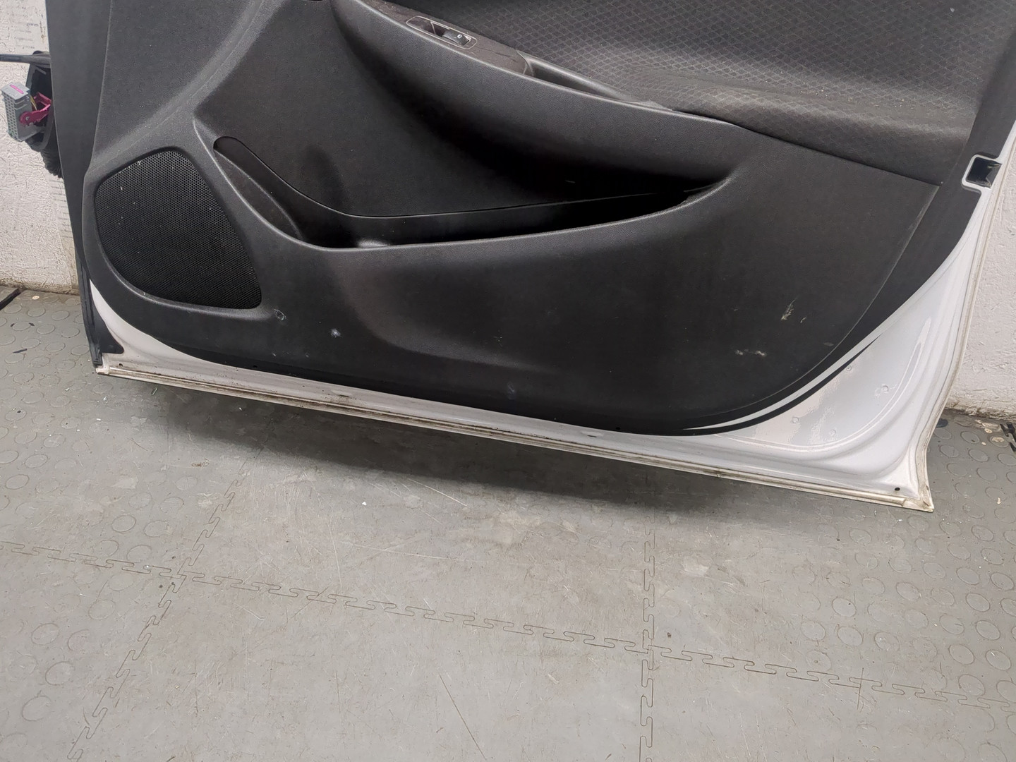 Дверь передняя правая