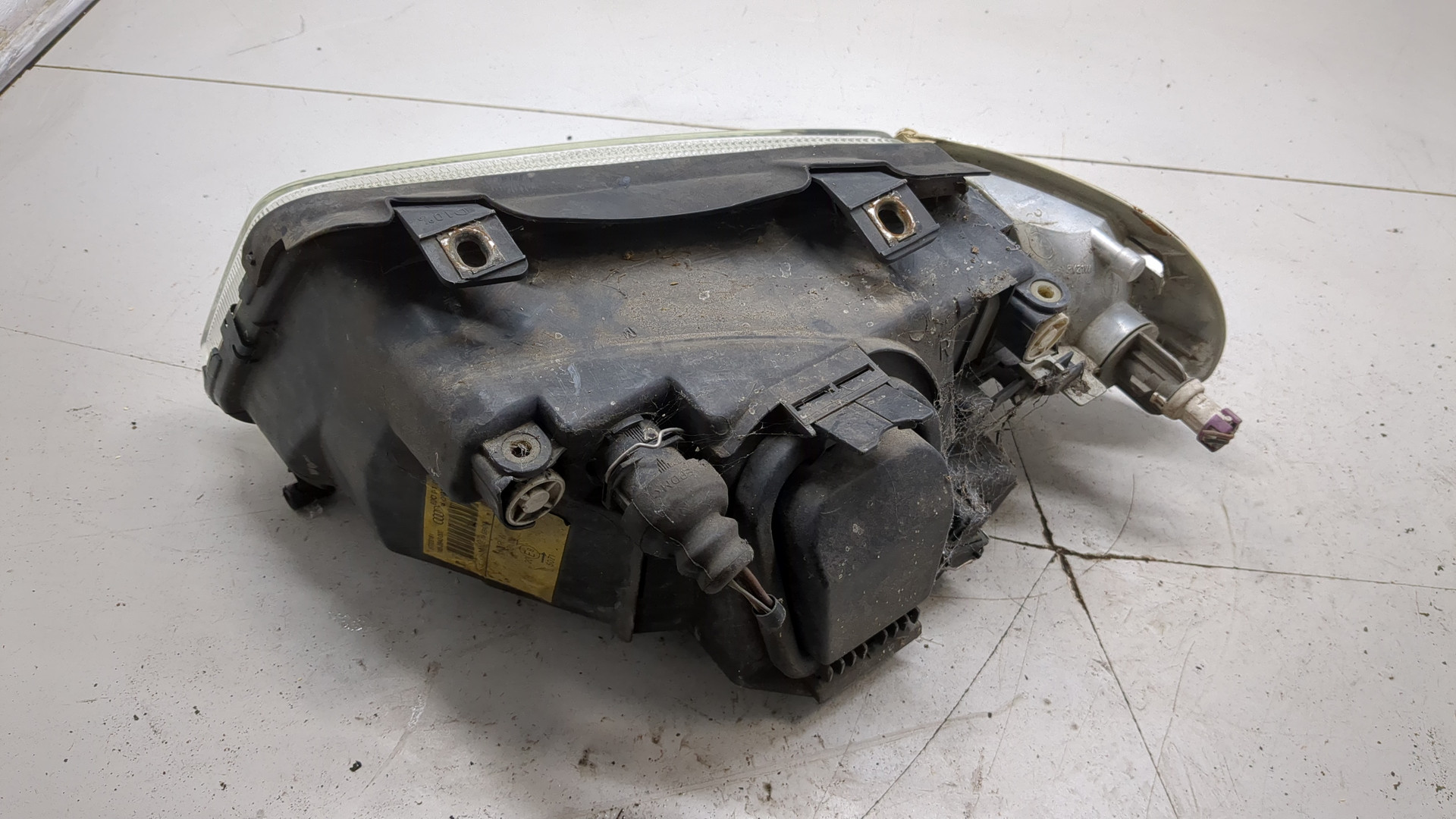 Фара правая