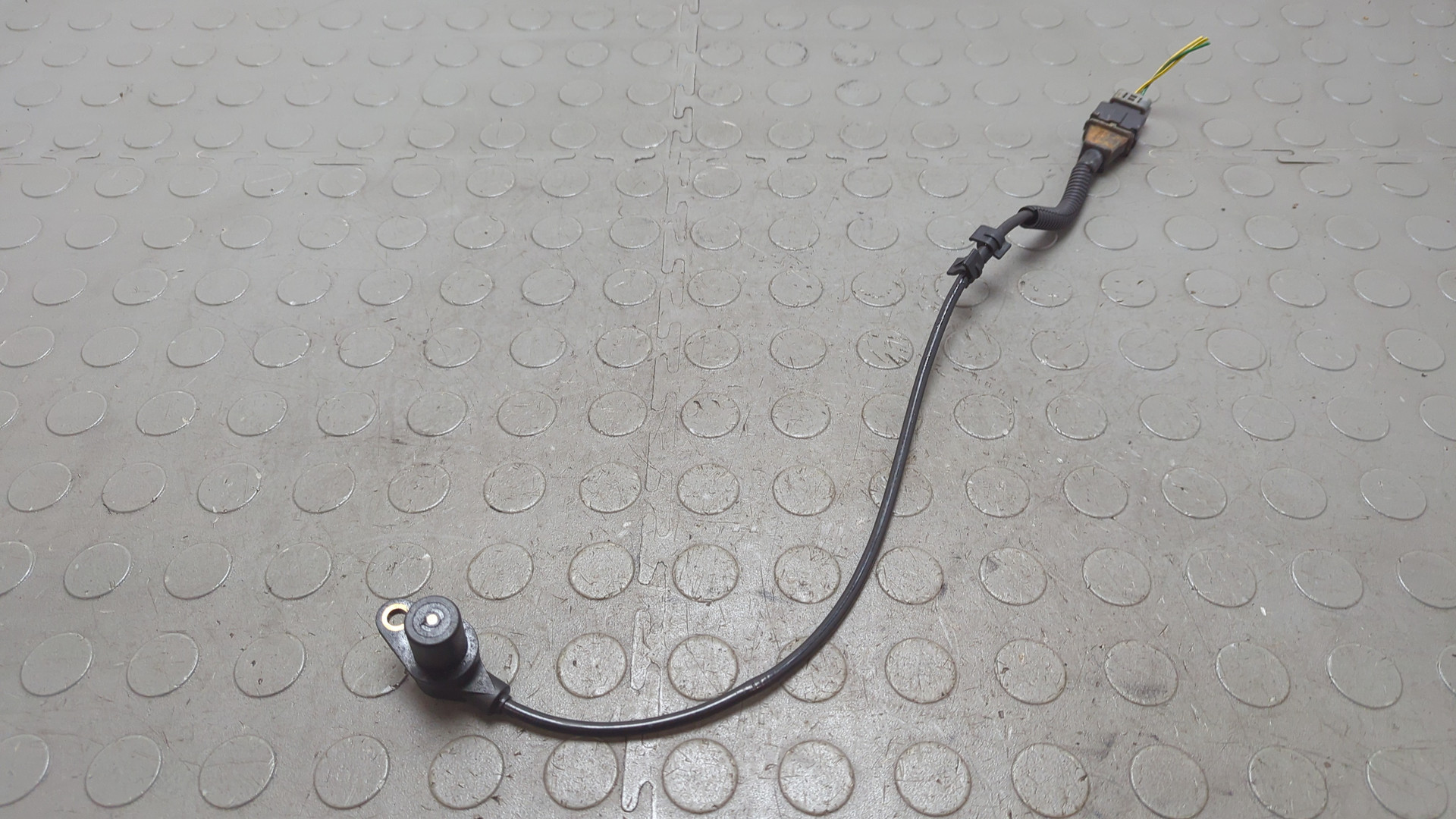 Датчик положения коленвала для Terracan (HP) 2001-2007