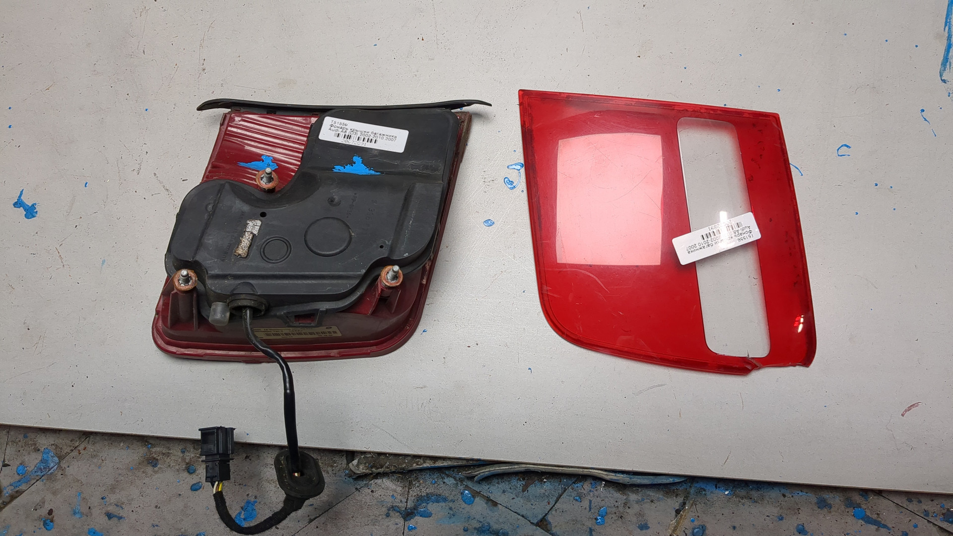 Фонарь задний внутренний левый