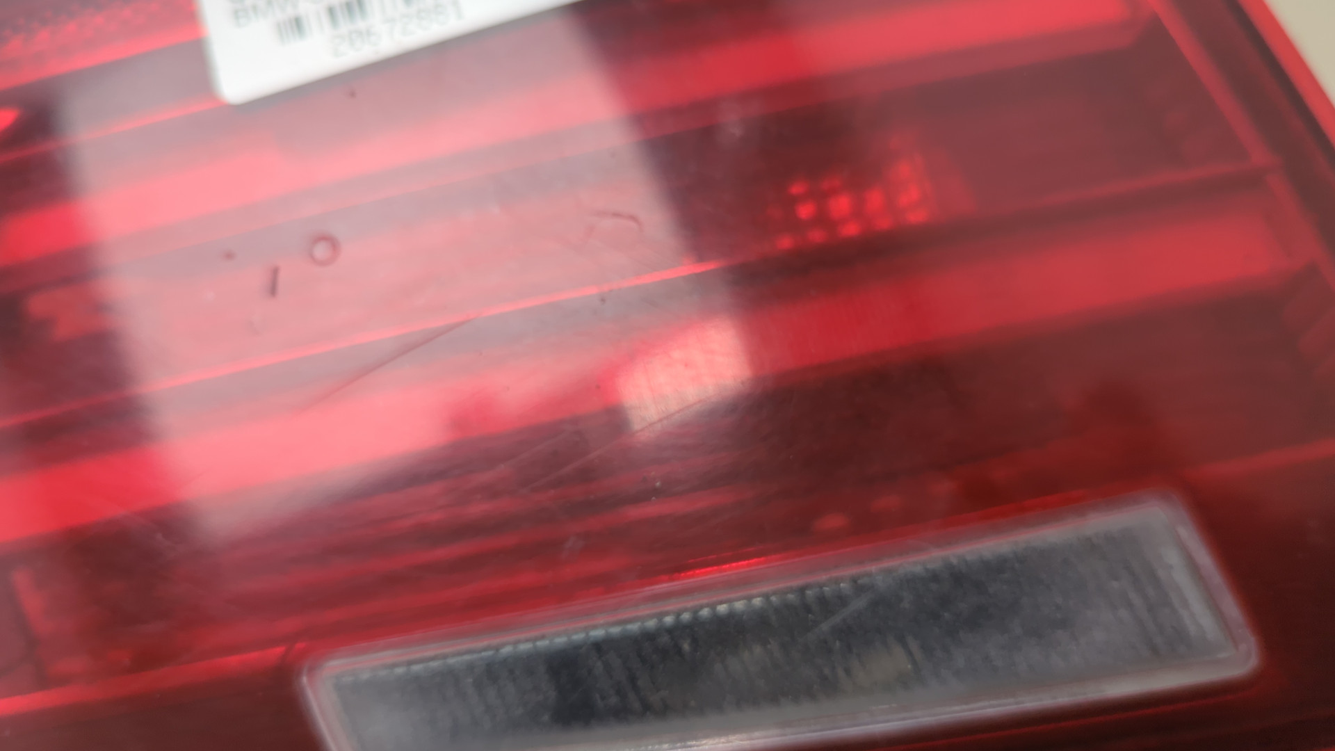 Фонарь задний внутренний левый